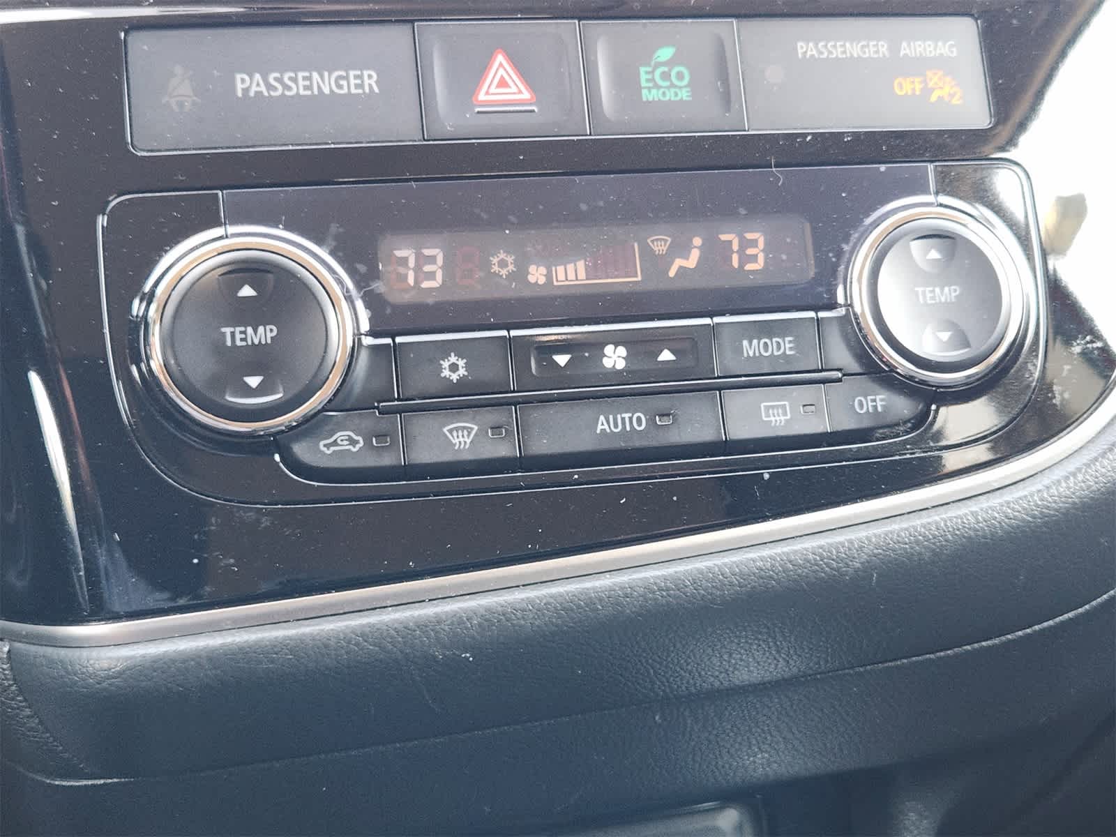 Thumbnail: 2018 Mitsubishi Outlander - 19