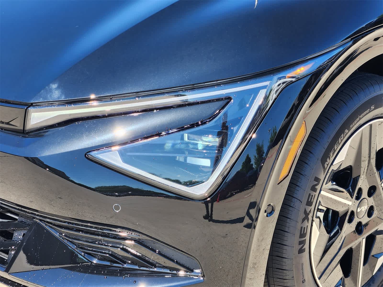 Thumbnail: 2025 Kia EV6 - 6