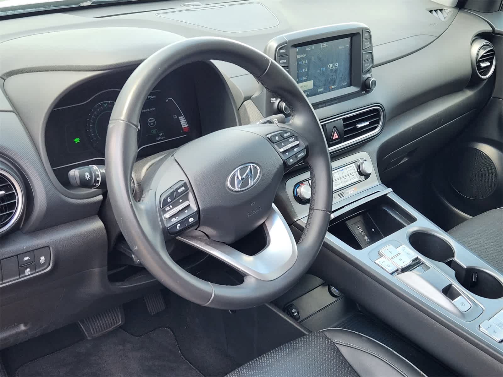 Used 2021 Hyundai Kona EV Limited with VIN KM8K33AG4MU125669 for sale in Round Rock, TX