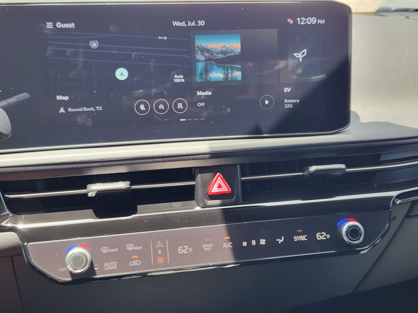 Thumbnail: 2025 Kia EV6 - 14