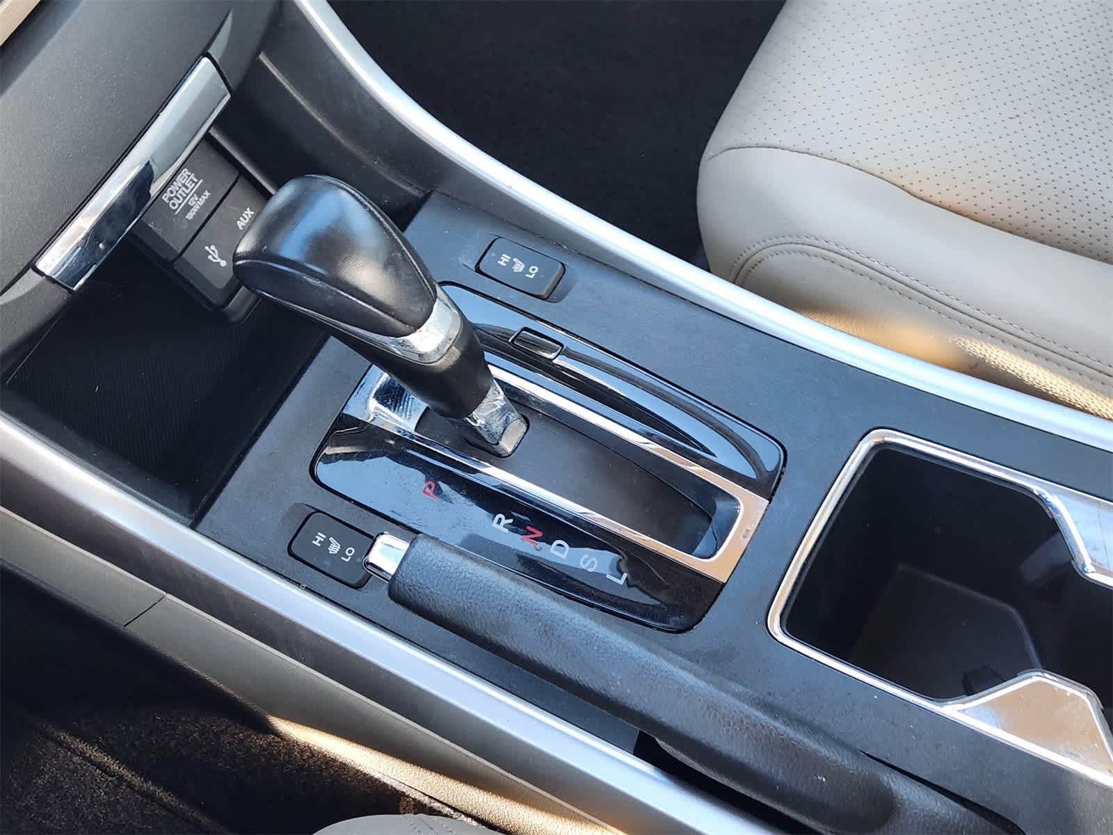 Thumbnail: 2015 Honda Accord - 19