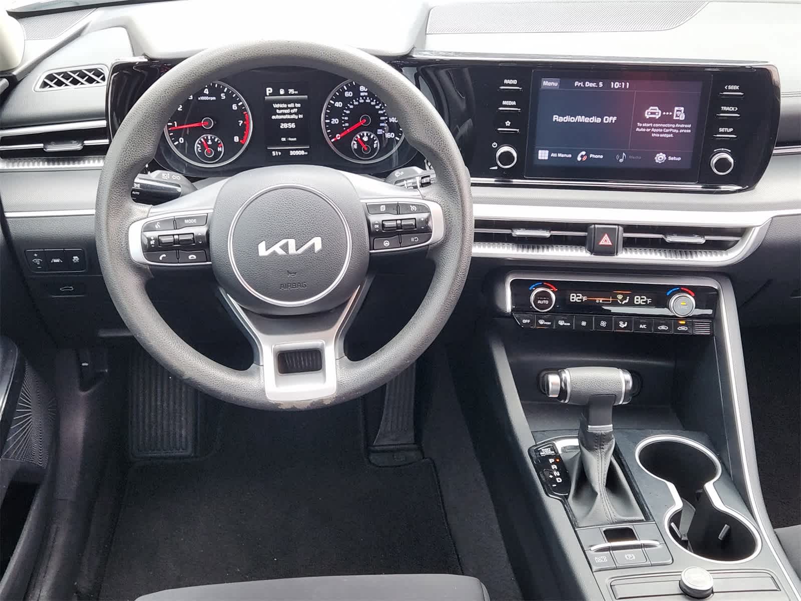 Thumbnail: 2023 Kia K5 - 26