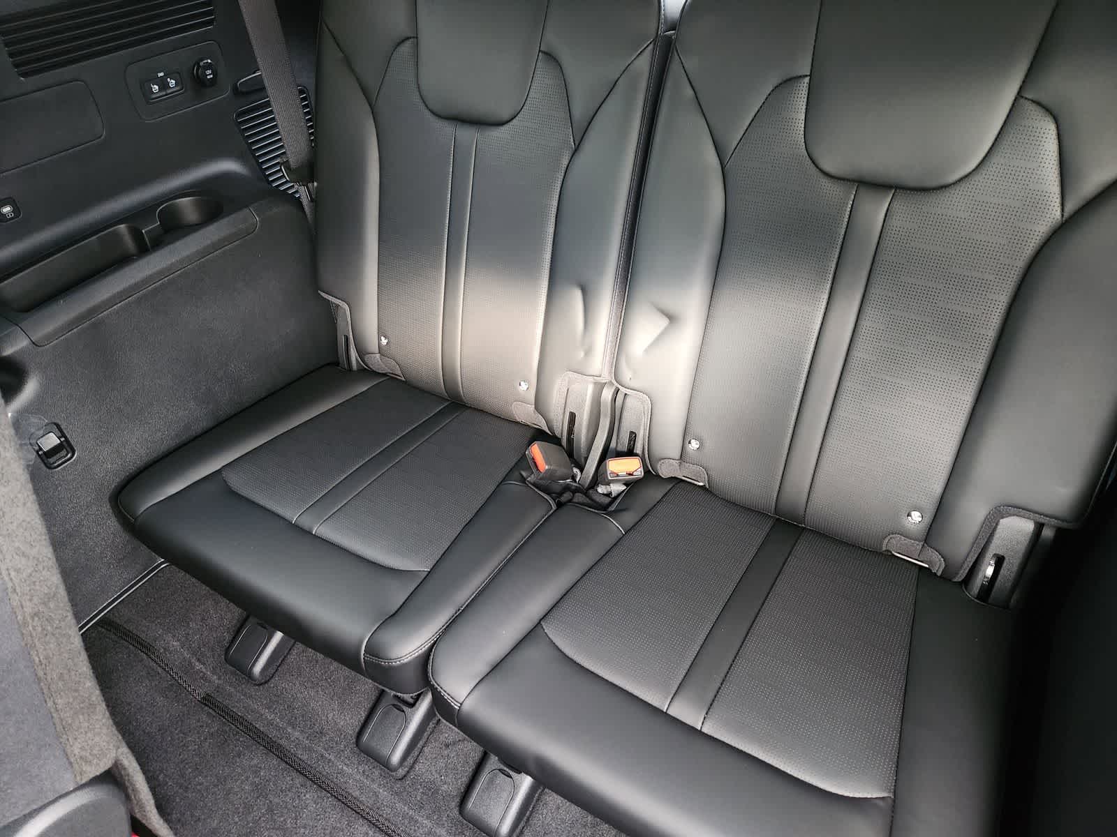 Thumbnail: 2026 Kia Sorento - 25