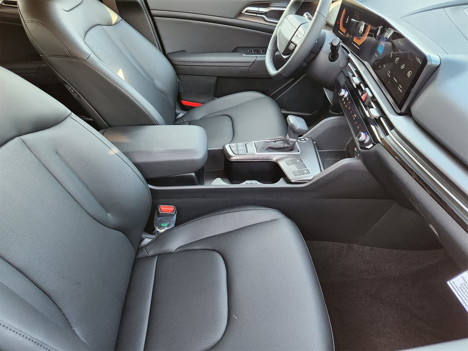 Thumbnail: 2026 Kia Sportage - 12