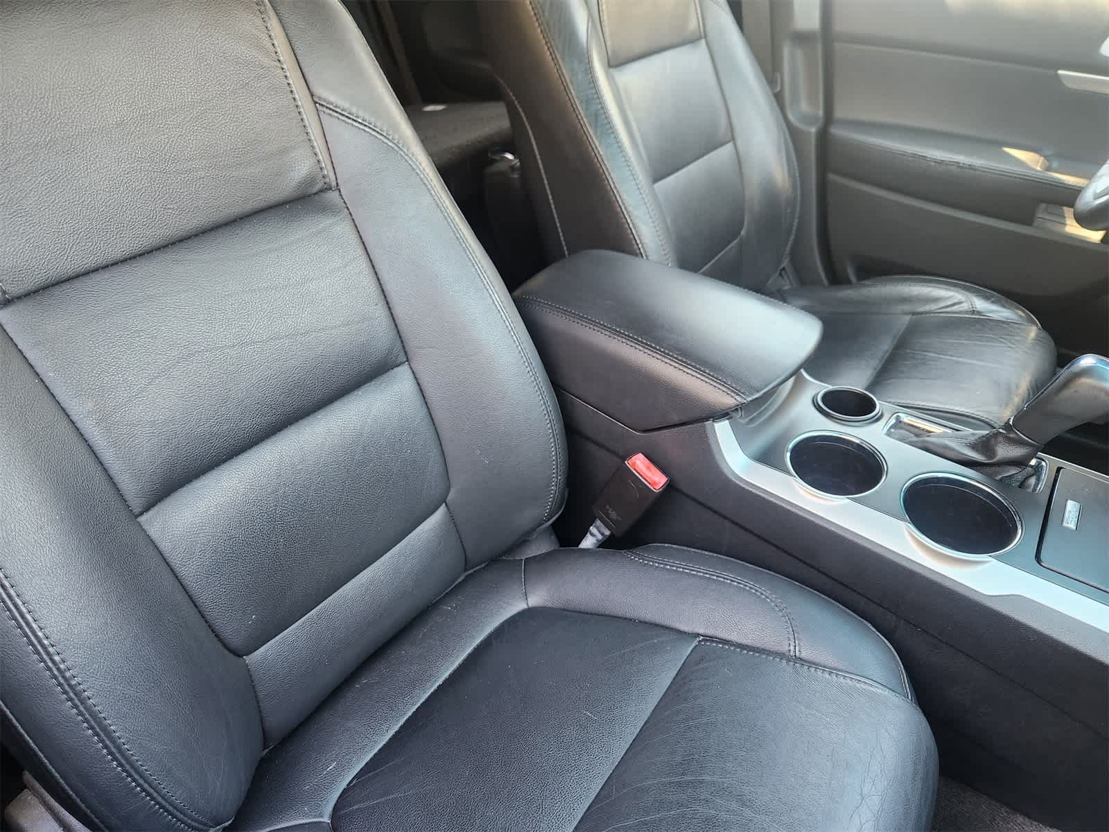 Thumbnail: 2013 Ford Explorer - 14