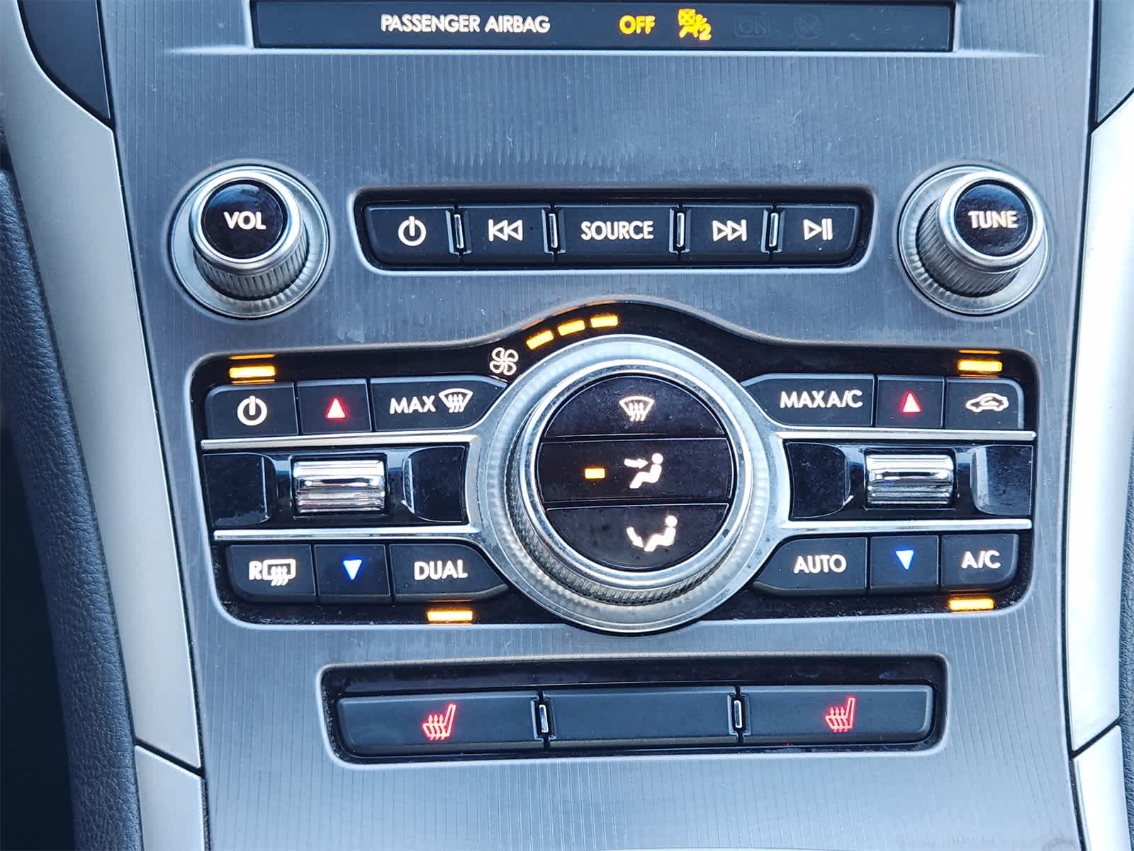 Thumbnail: 2019 Lincoln MKZ - 19