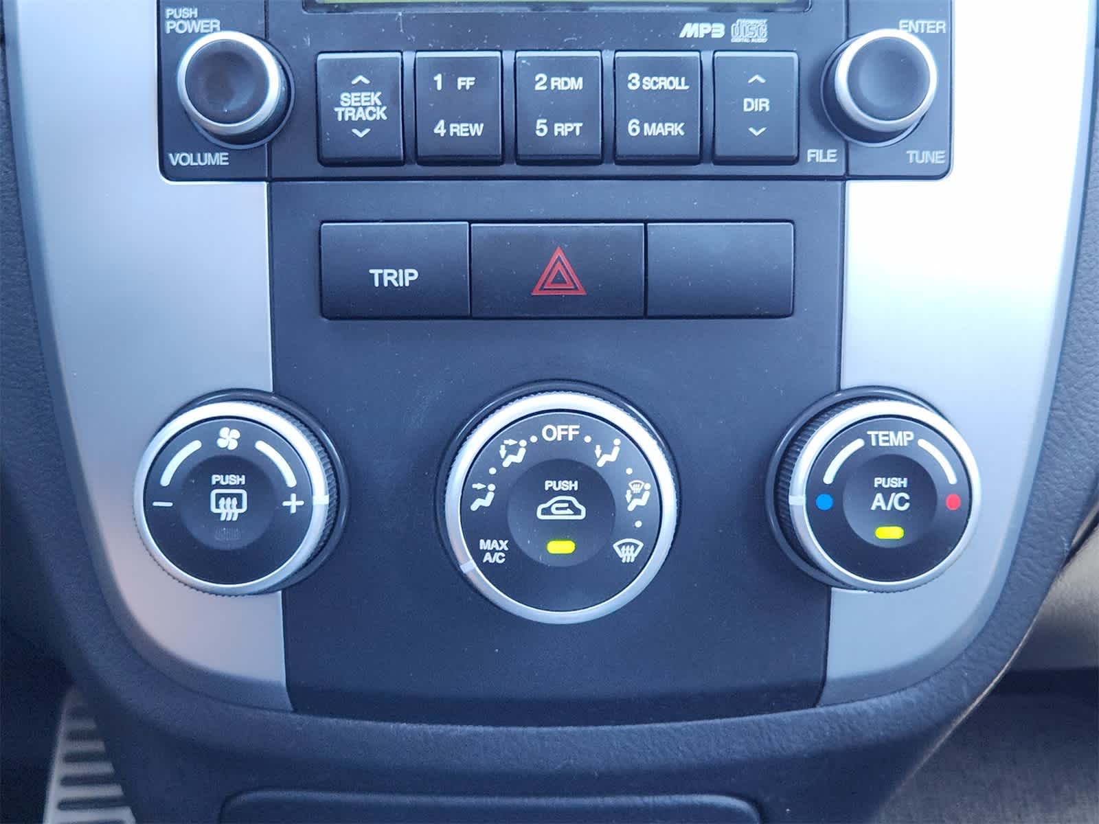 Thumbnail: 2007 Kia Spectra5 - 16