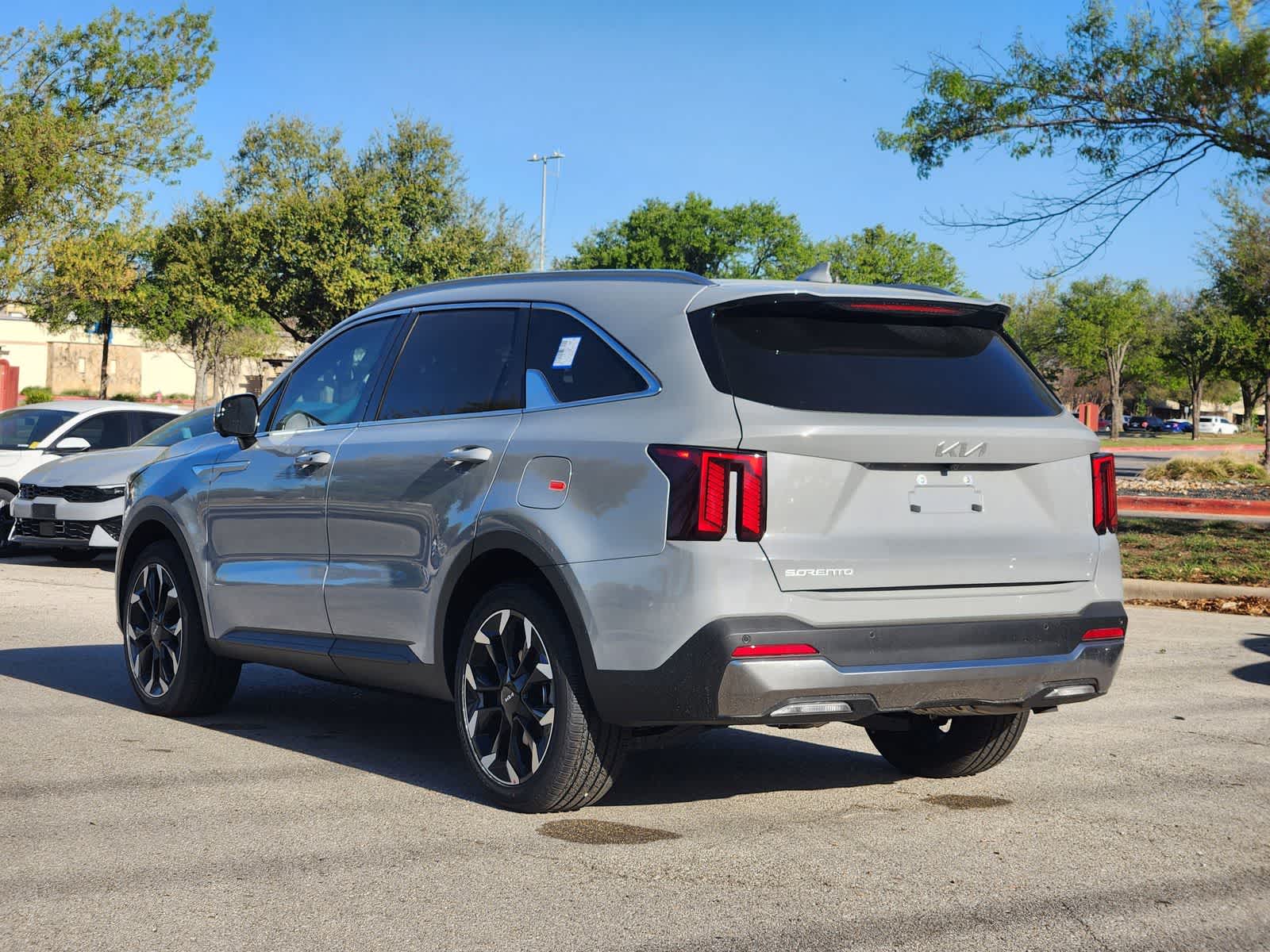 Thumbnail: 2026 Kia Sorento - 6