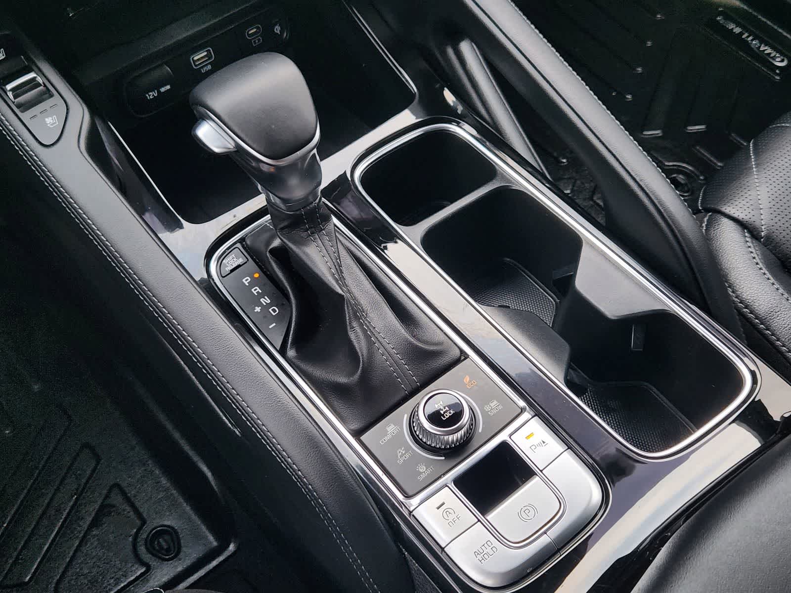 Thumbnail: 2023 Kia Telluride - 19