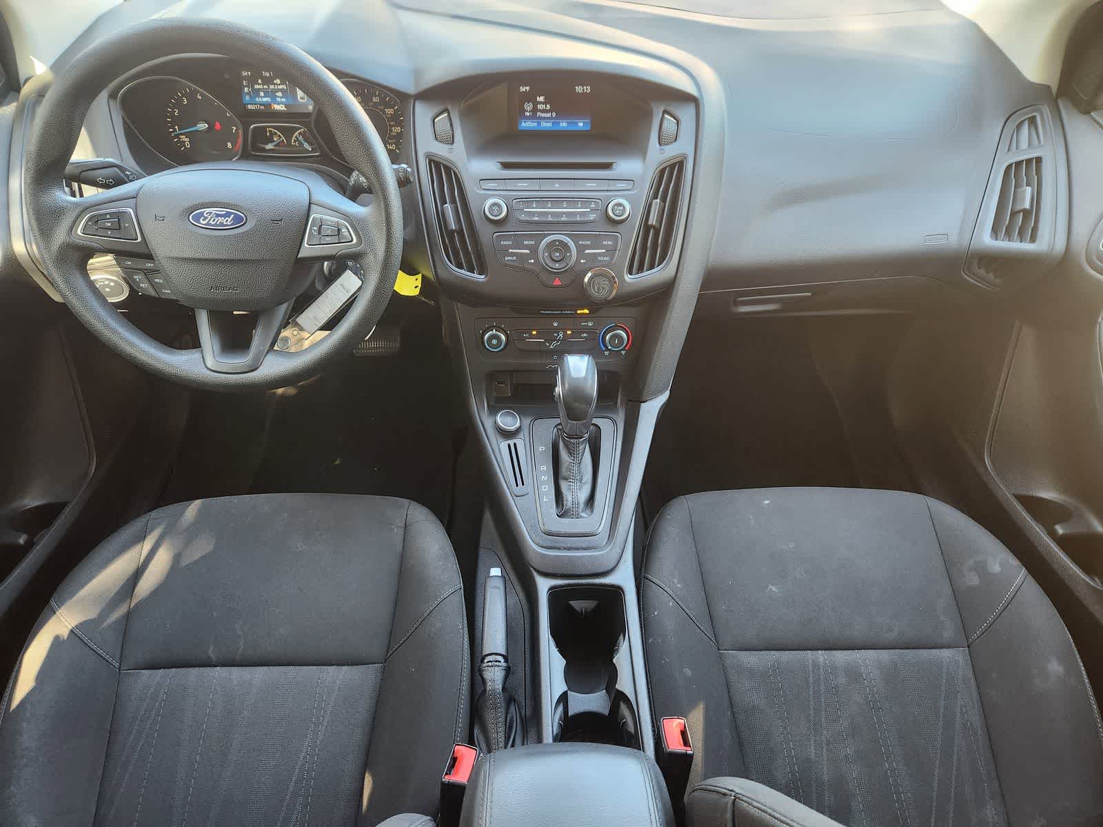 Thumbnail: 2015 Ford Focus - 25