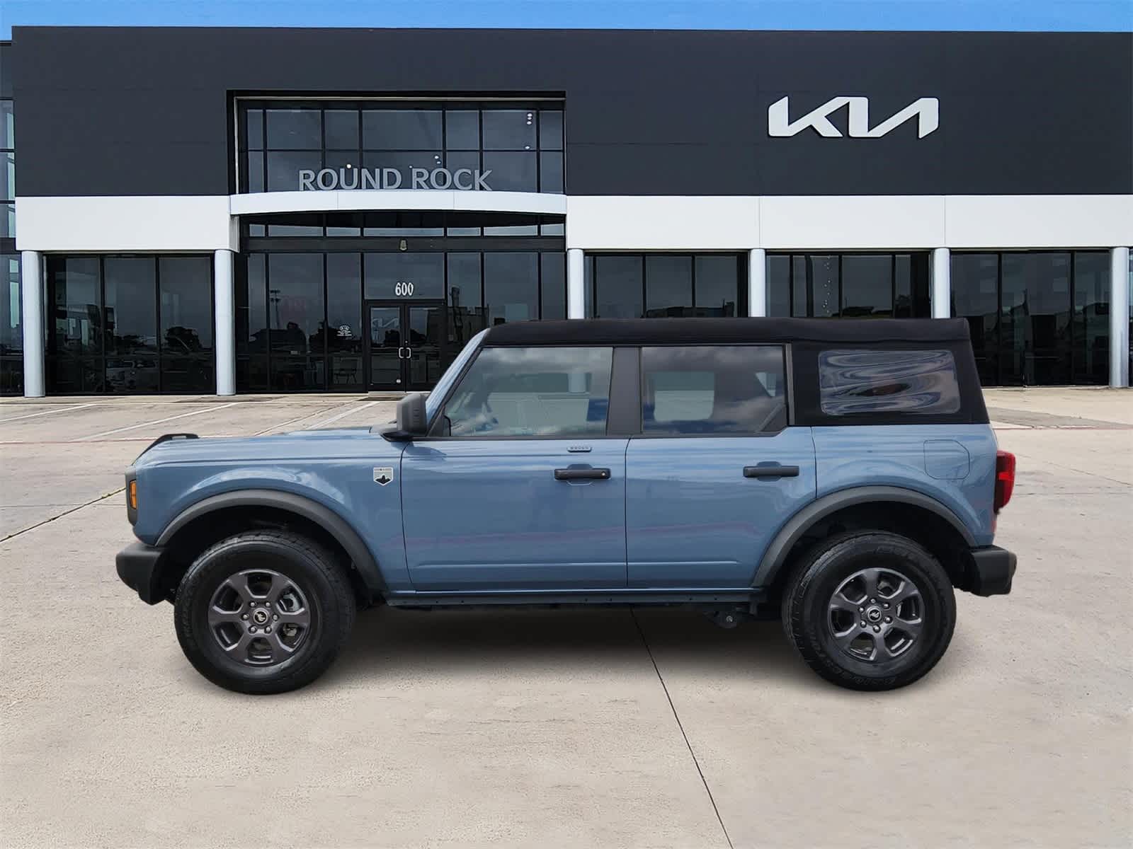 2023 Ford Bronco Big Bend photo 4