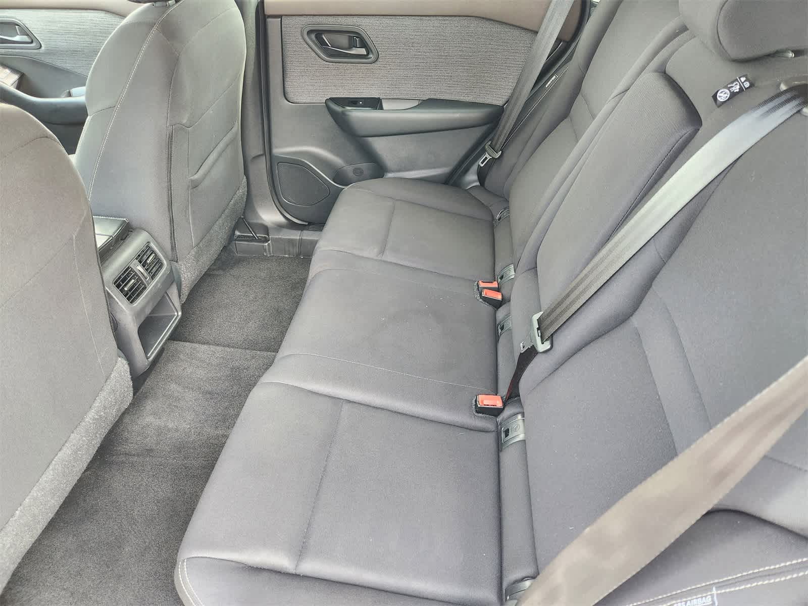 Thumbnail: 2023 Nissan Rogue - 23