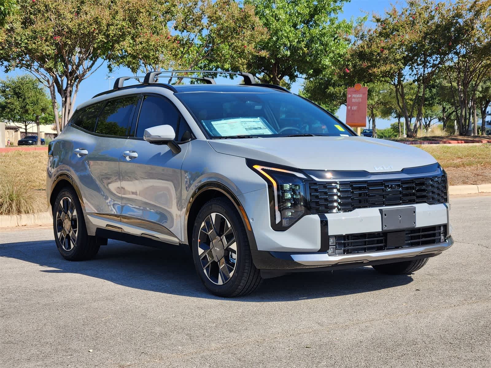 Thumbnail: 2026 Kia Sportage - 3