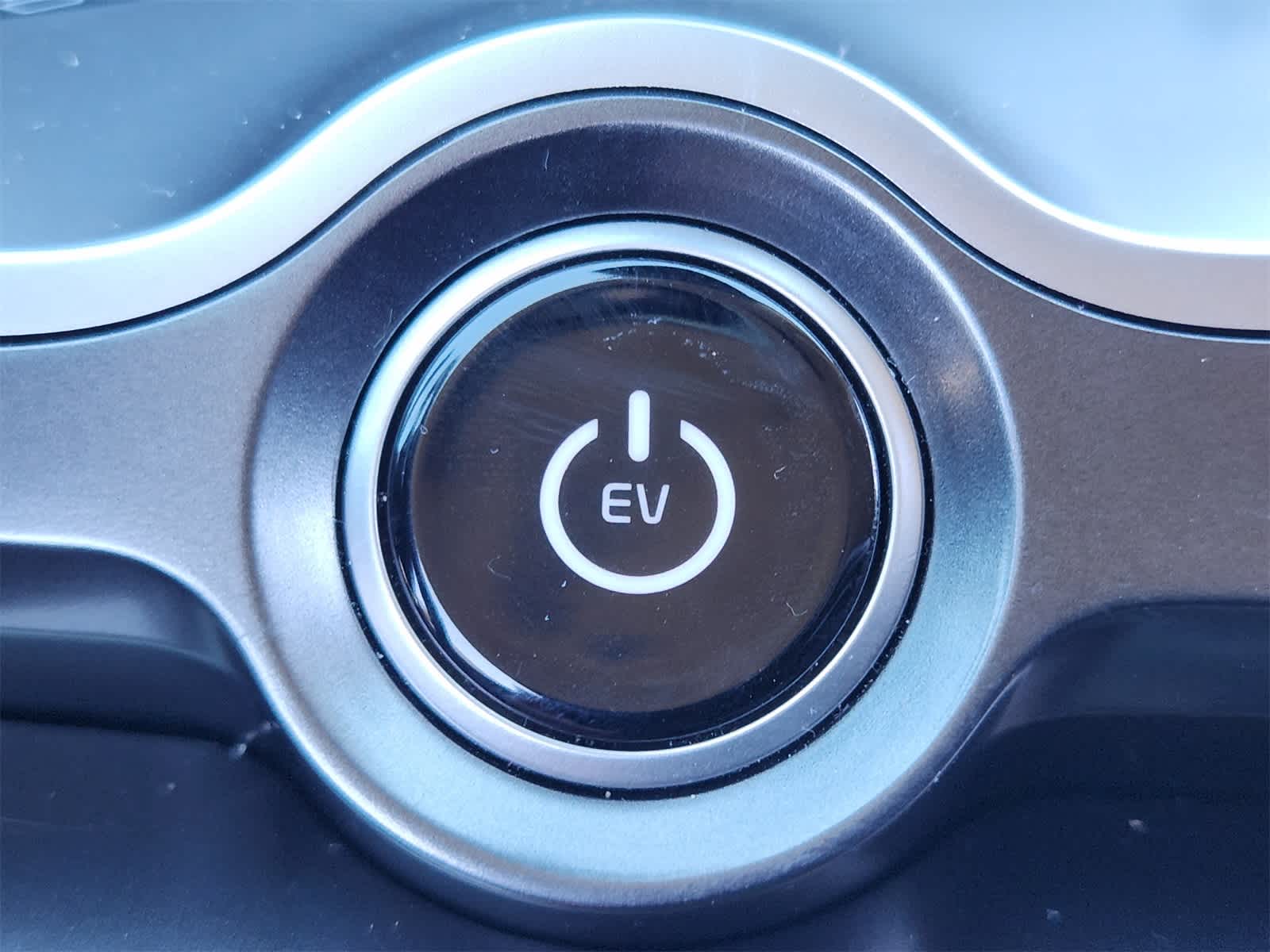 Thumbnail: 2023 Kia EV6 - 21