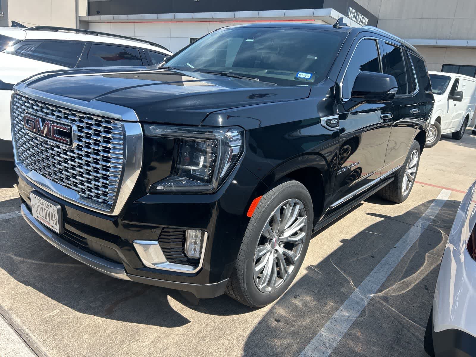 2021 GMC Yukon 4WD Denali's photo
