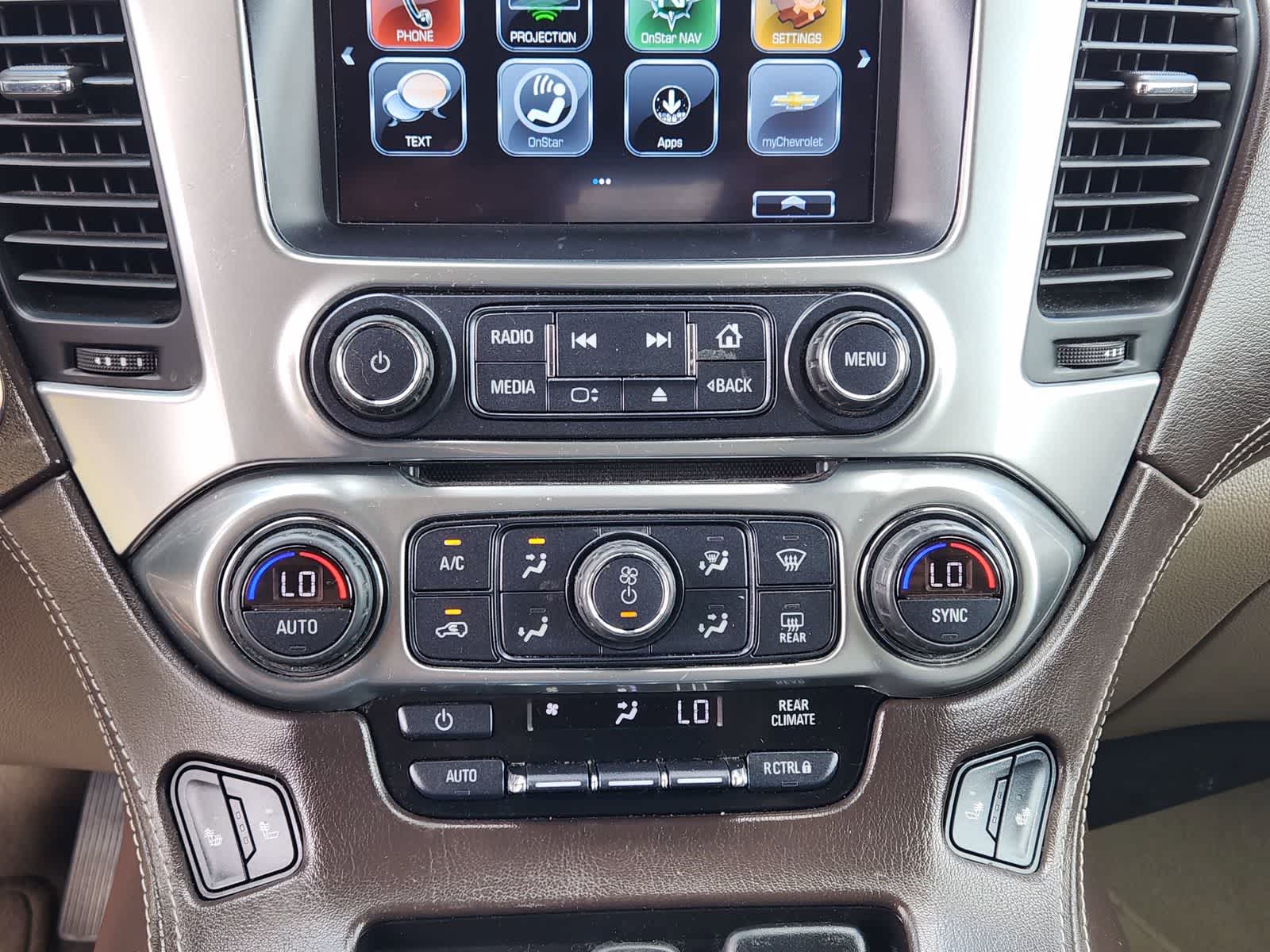 Thumbnail: 2020 Chevrolet Tahoe - 17