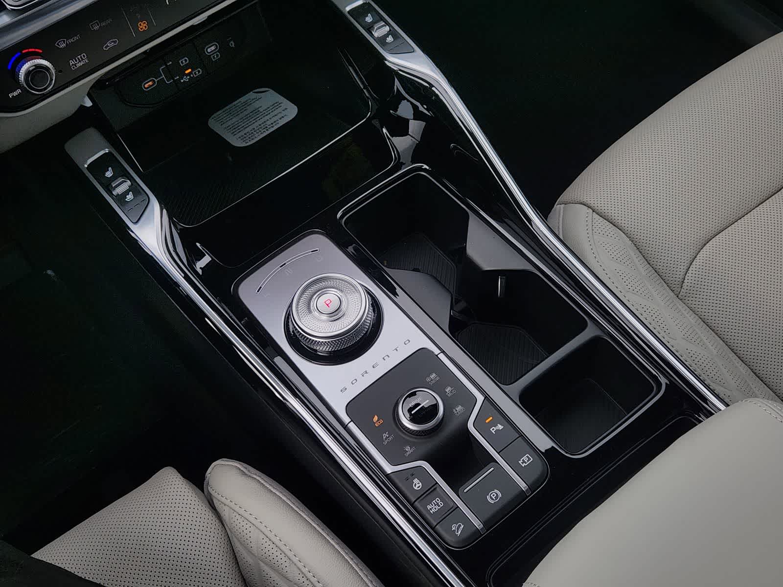 Thumbnail: 2026 Kia Sorento - 18