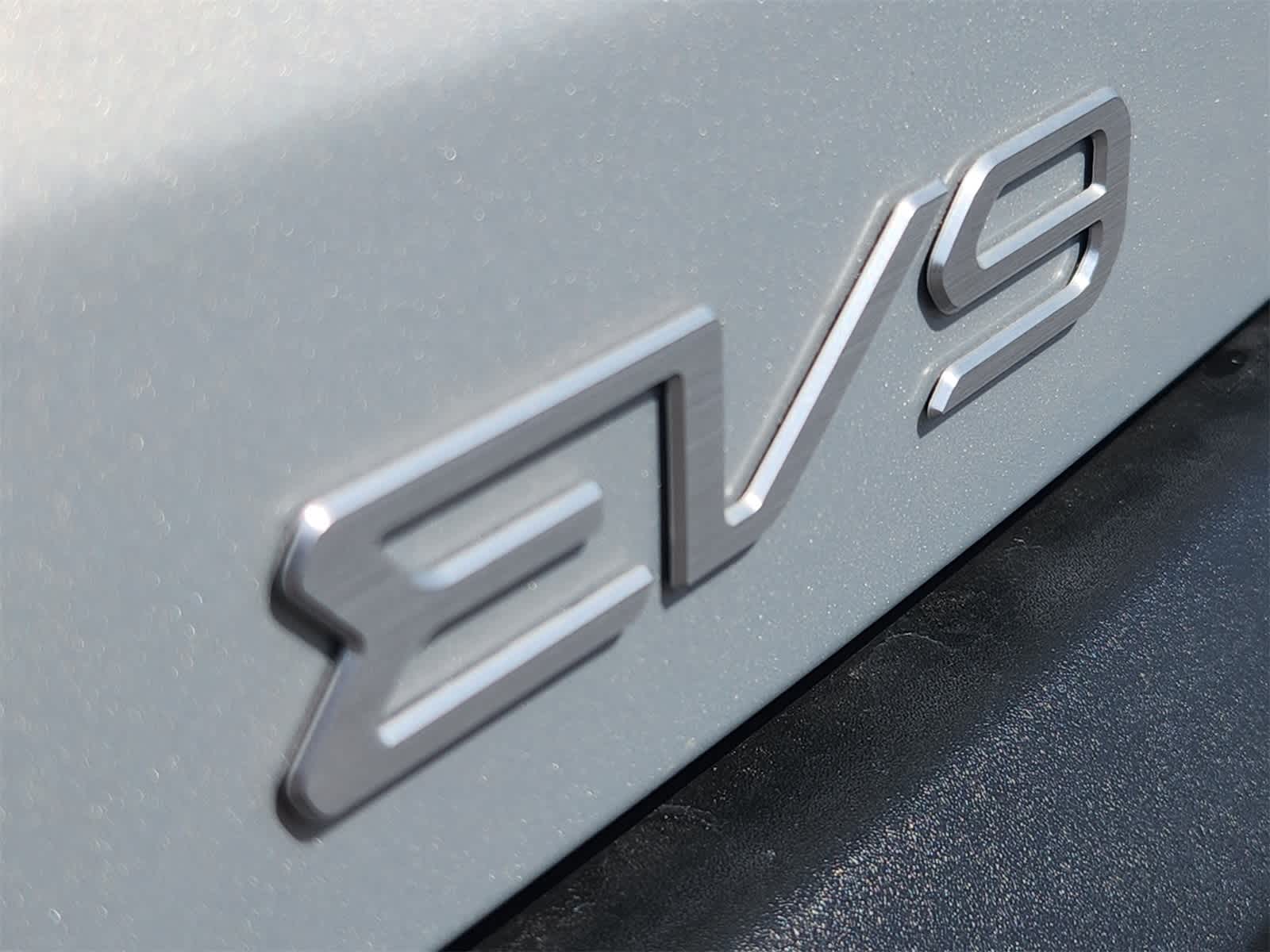Thumbnail: 2026 Kia EV9 - 10