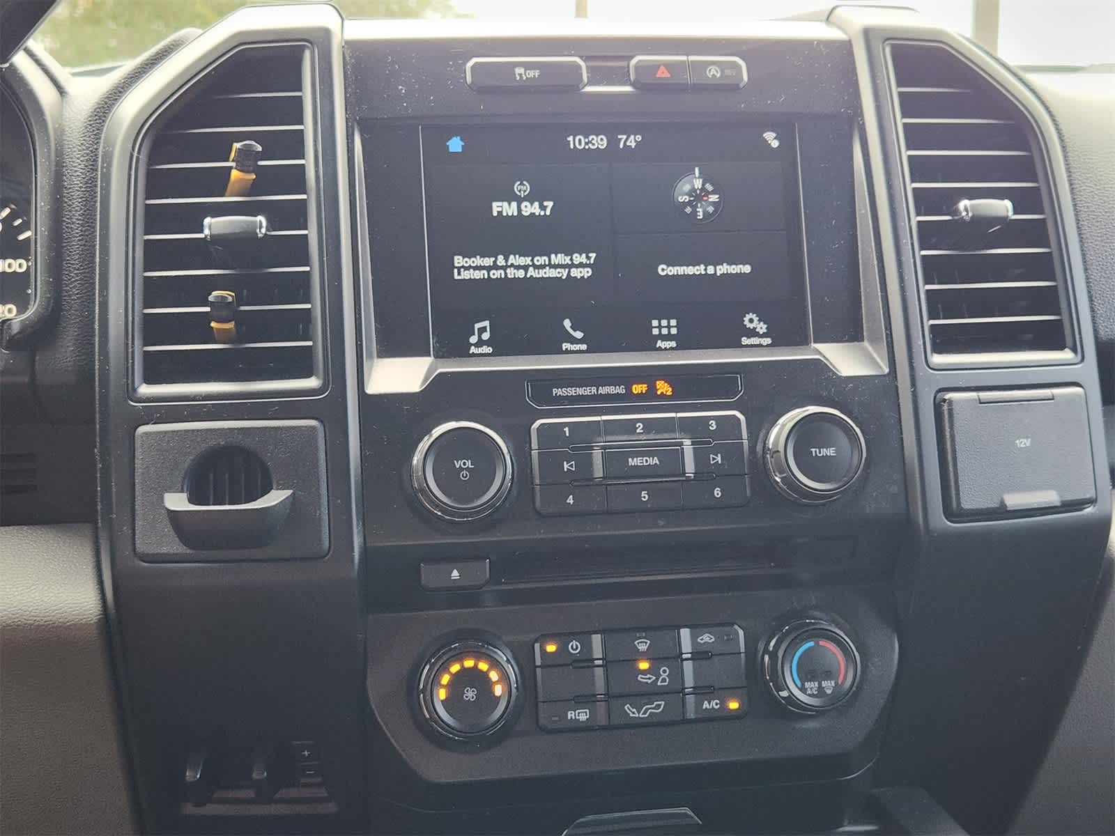 Thumbnail: 2017 Ford F-150 - 17