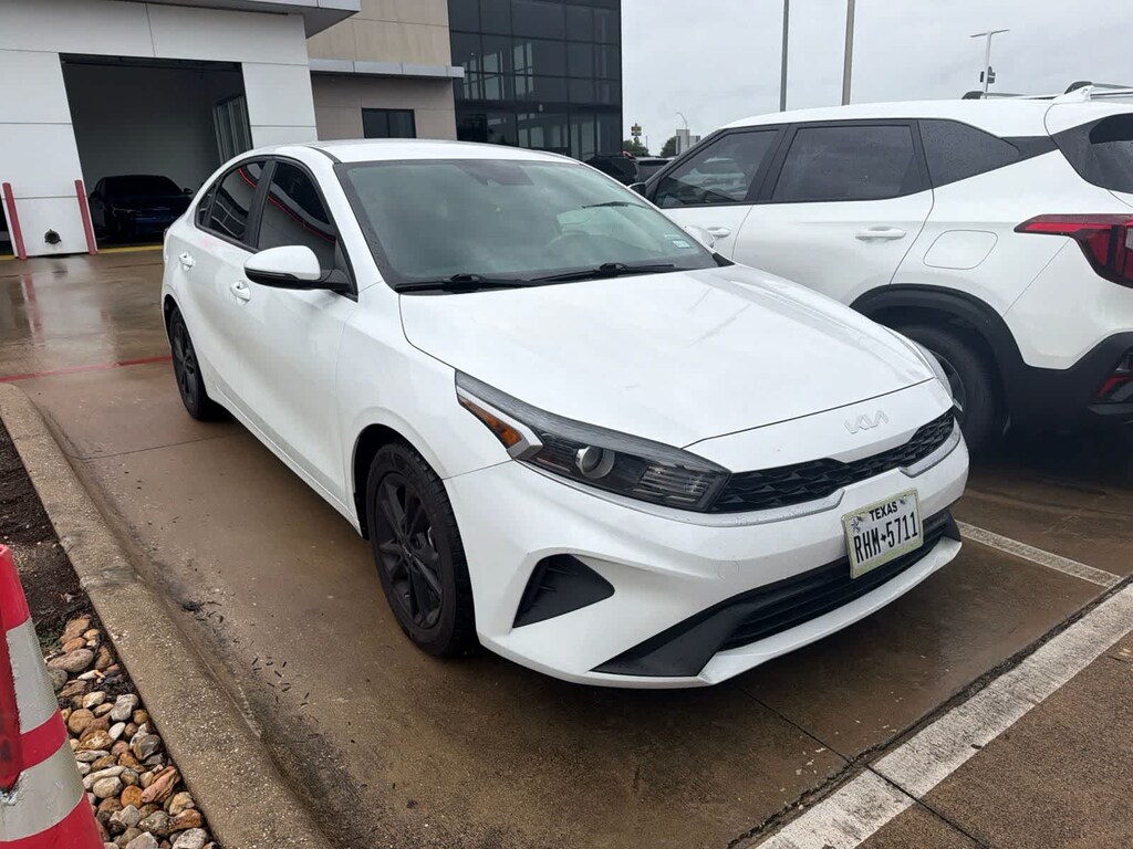 Certified 2022 Kia Forte LXS Sedan