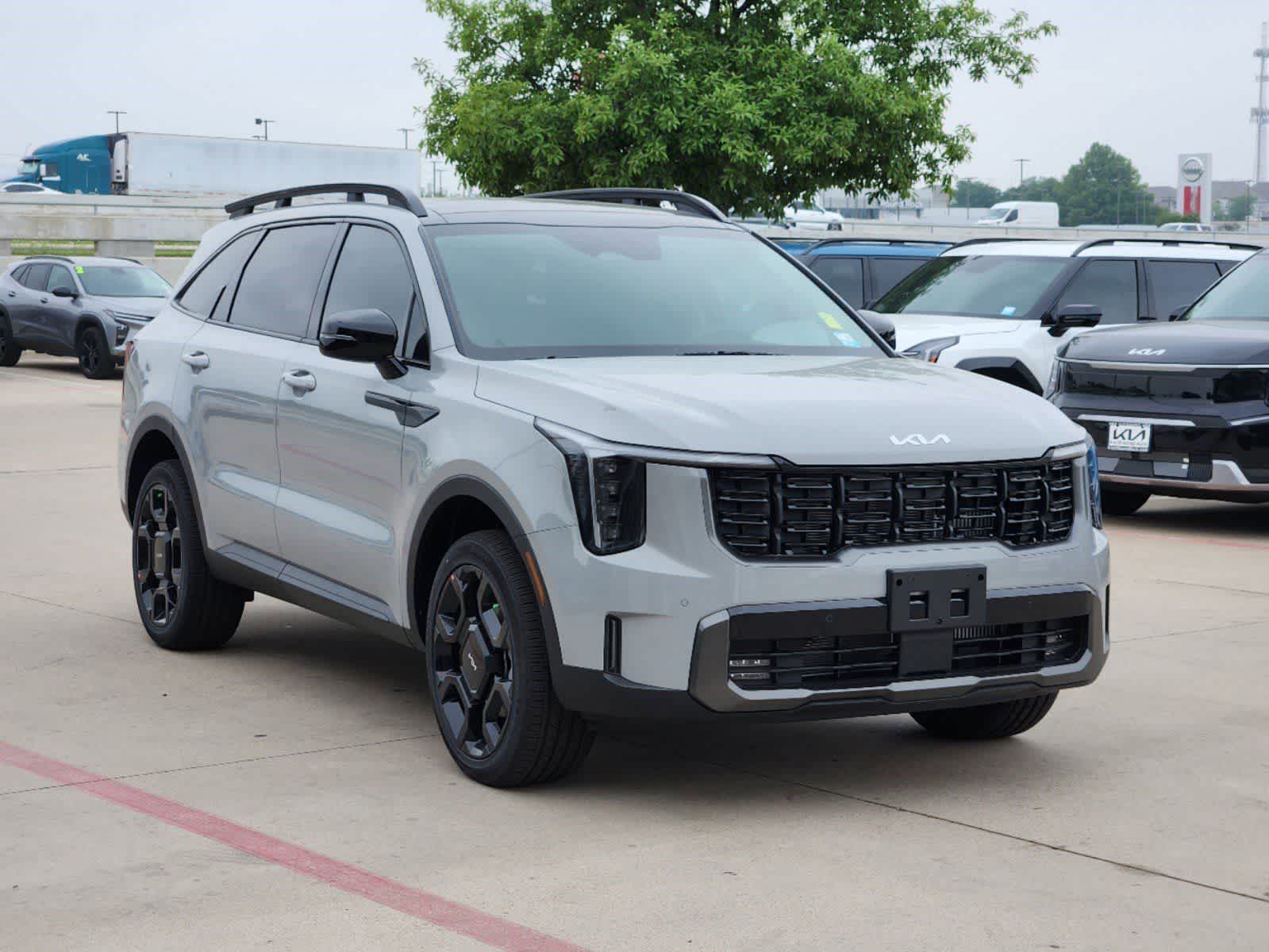 Thumbnail: 2026 Kia Sorento - 2