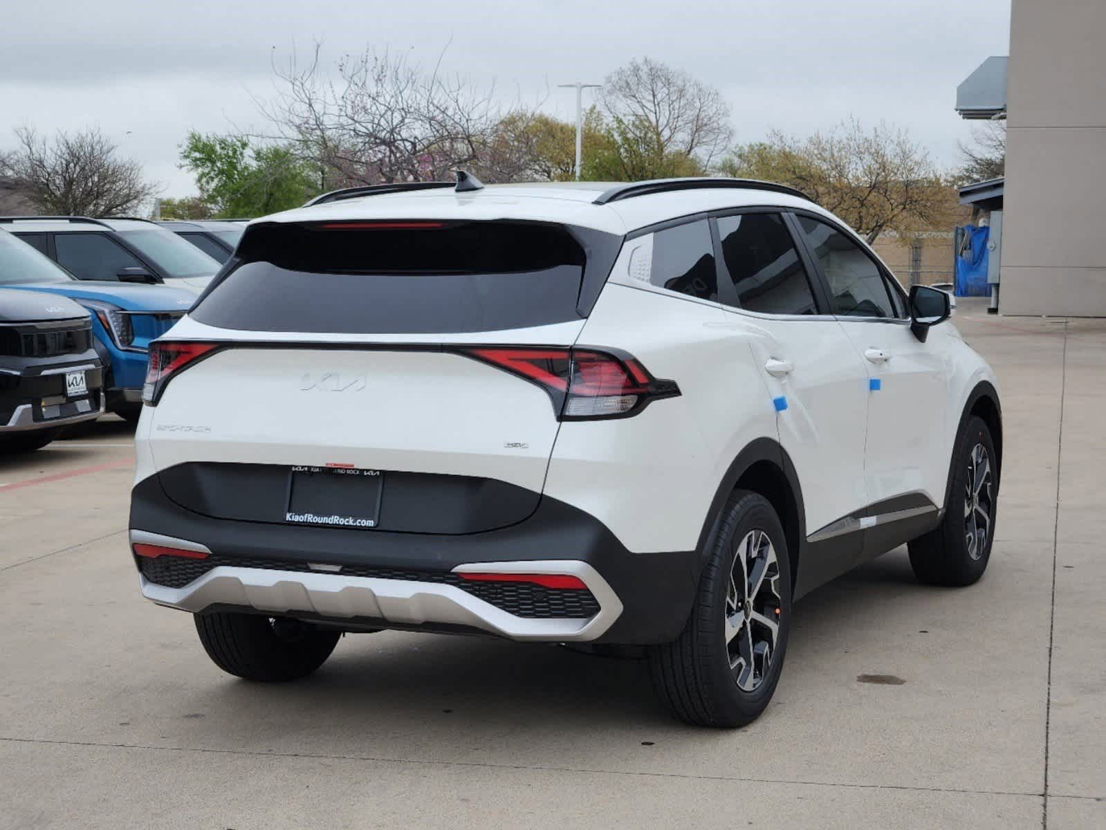 Thumbnail: 2025 Kia Sportage - 4