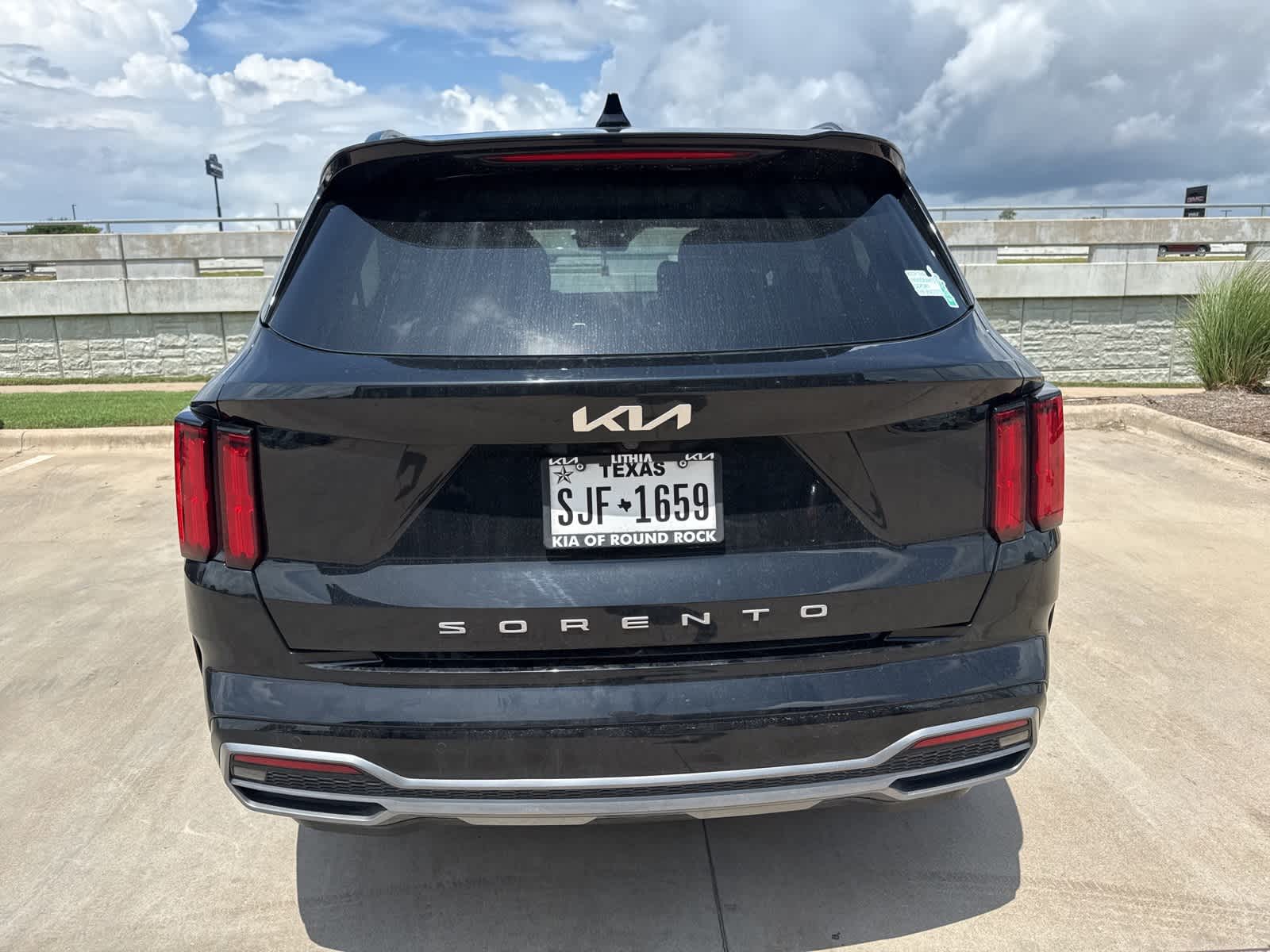 Thumbnail: 2022 Kia Sorento - 5