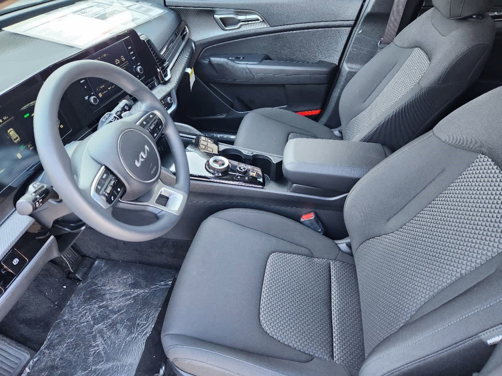 Thumbnail: 2025 Kia Sportage - 18