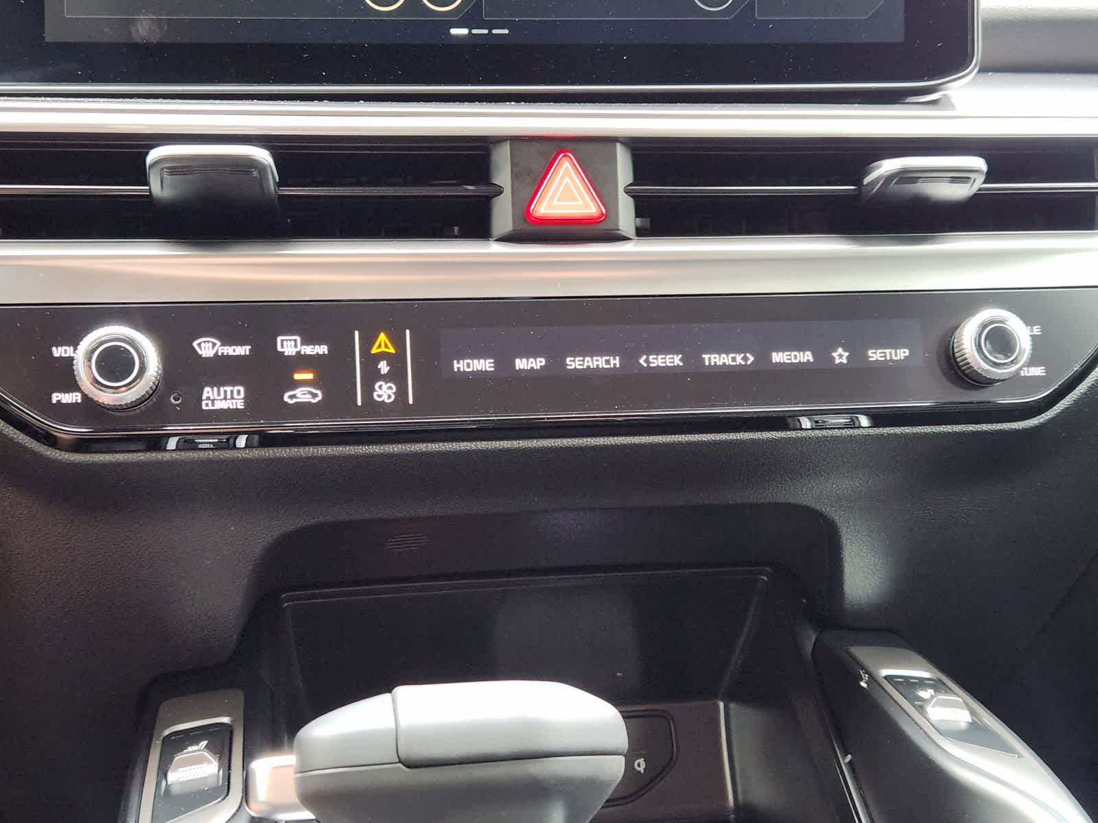 Thumbnail: 2026 Kia Sorento - 16