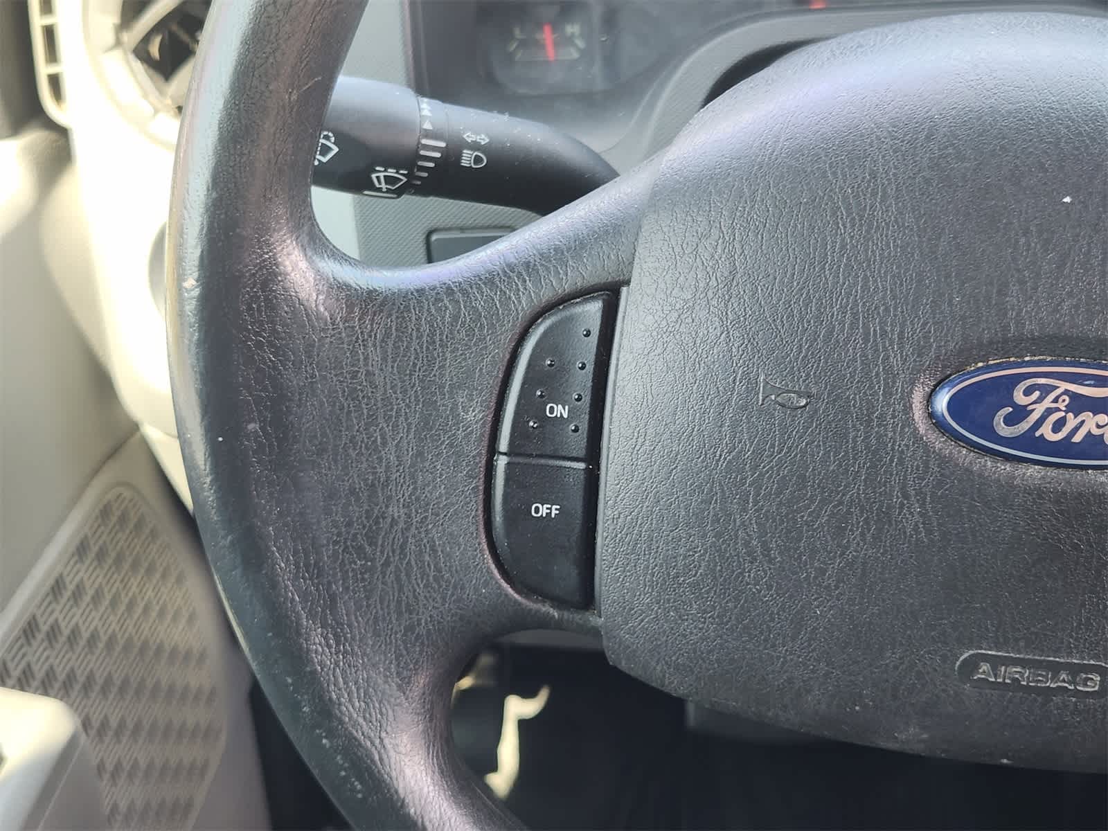 Thumbnail: 2011 Ford Econoline - 28