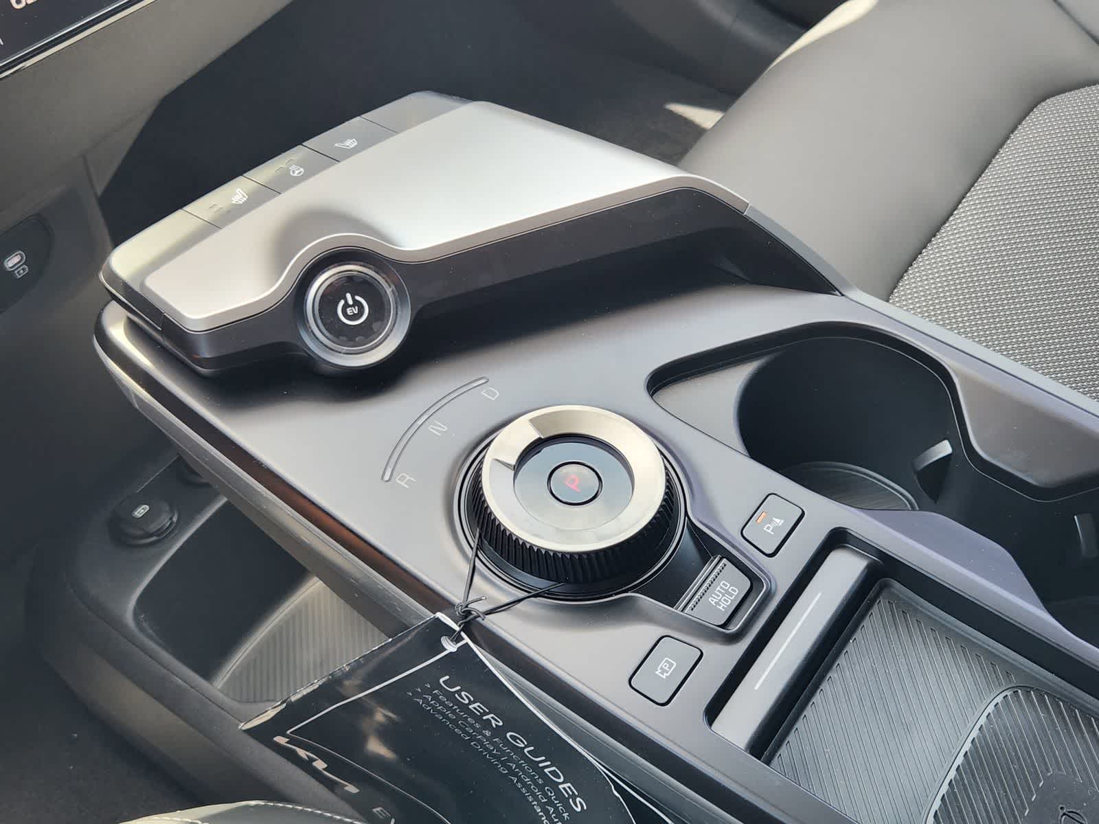 Thumbnail: 2025 Kia EV6 - 17