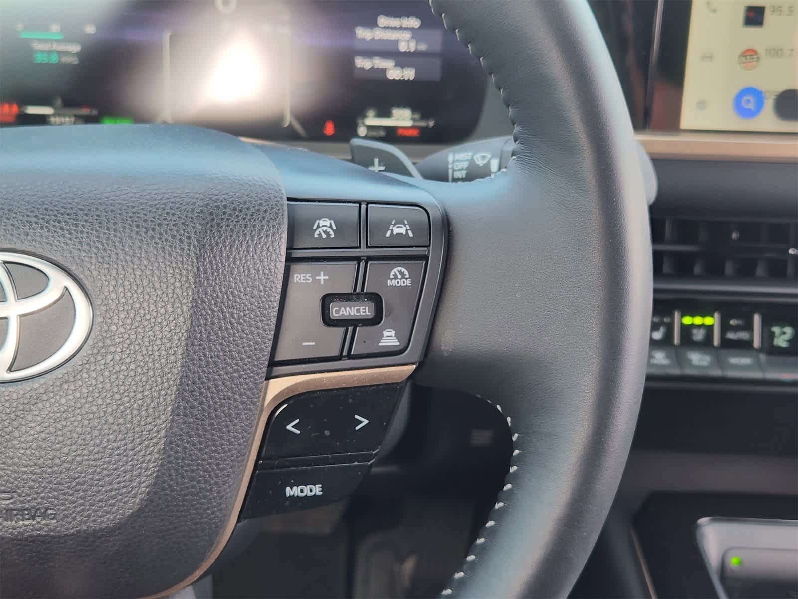 Thumbnail: 2025 Toyota Crown Signia - 28