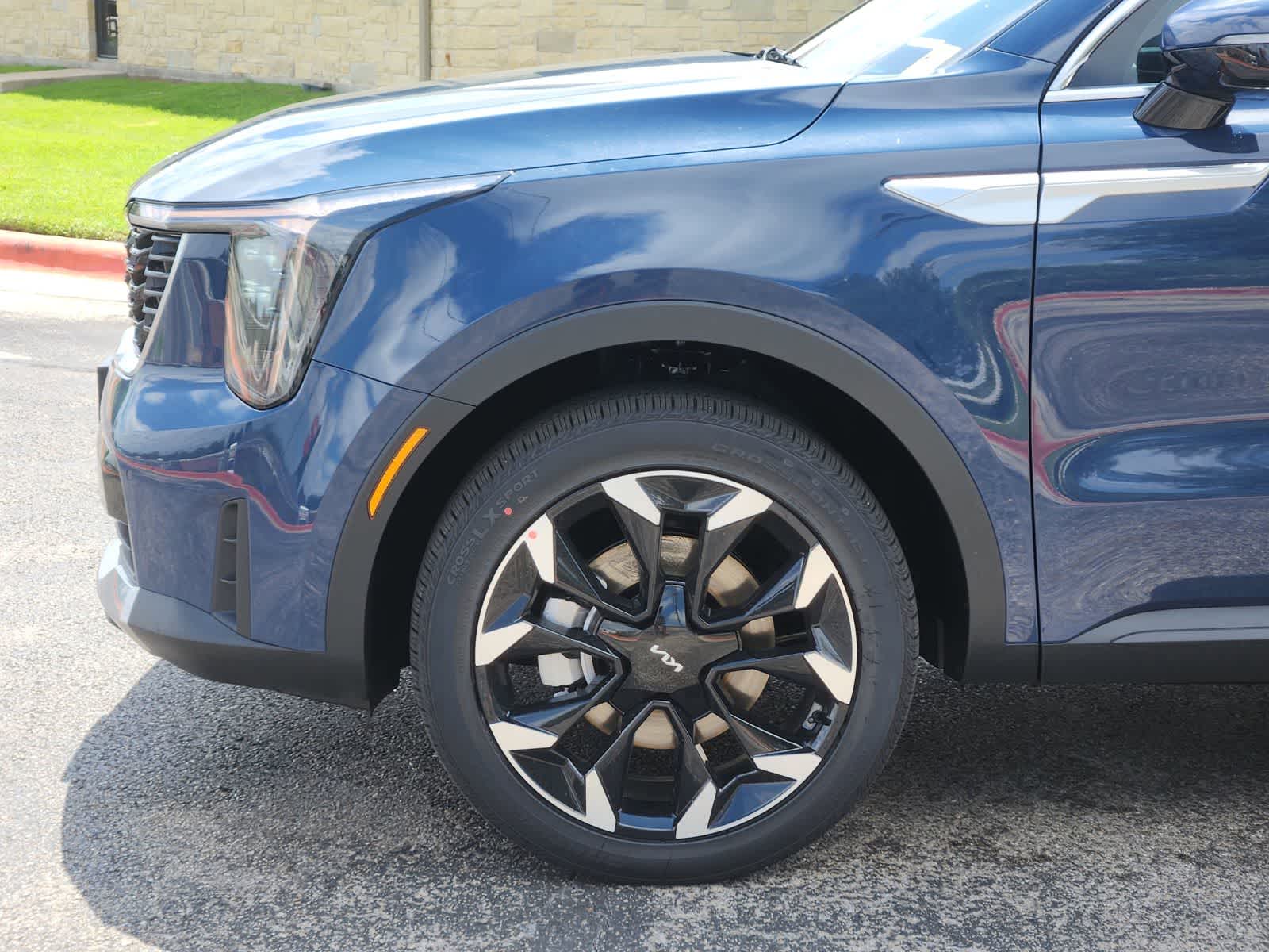 Thumbnail: 2026 Kia Sorento - 8
