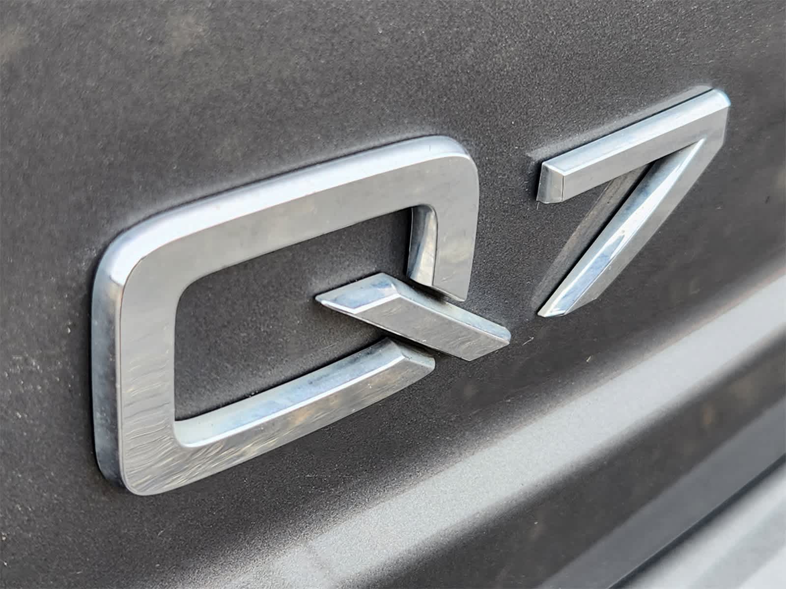 Thumbnail: 2017 Audi Q7 - 12