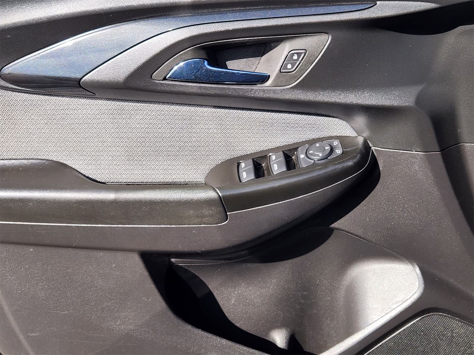 Thumbnail: 2023 Chevrolet TrailBlazer - 22