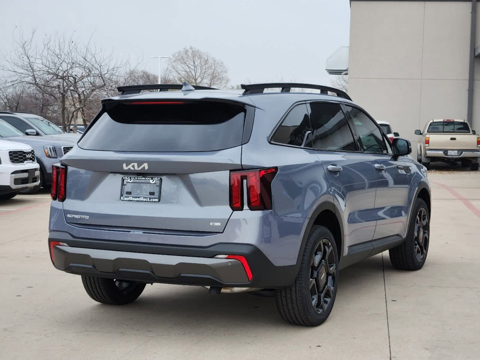 Thumbnail: 2025 Kia Sorento - 4