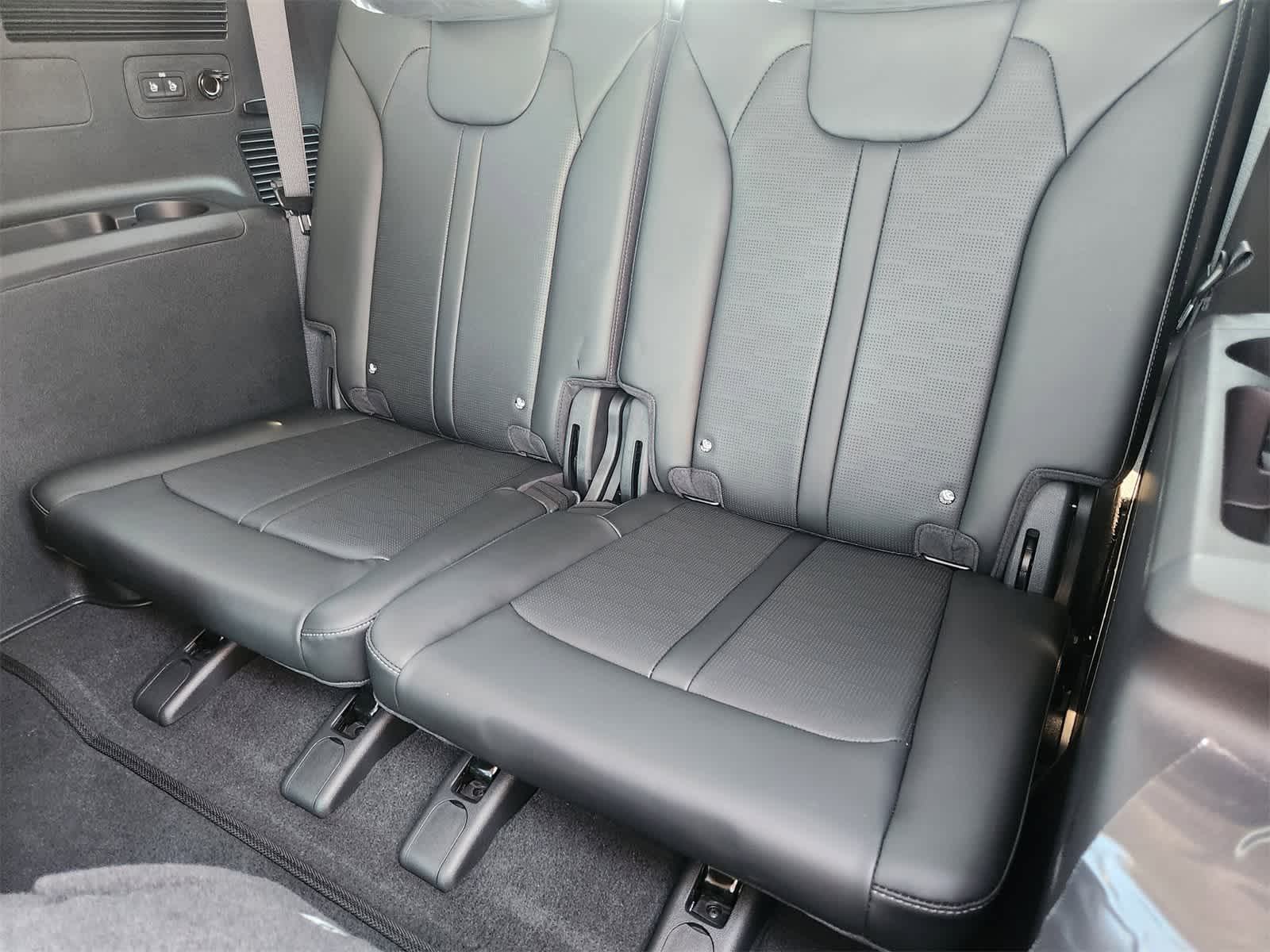 Thumbnail: 2026 Kia Sorento - 27