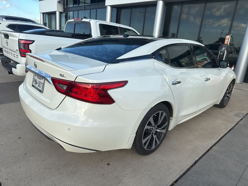 Used 2017 Nissan Maxima 3.5 SL Sedan