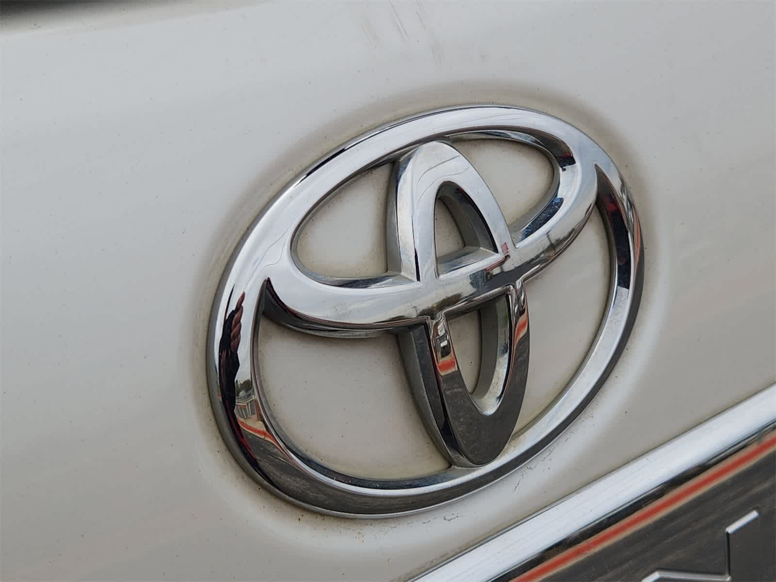 Thumbnail: 2012 Toyota Highlander - 11