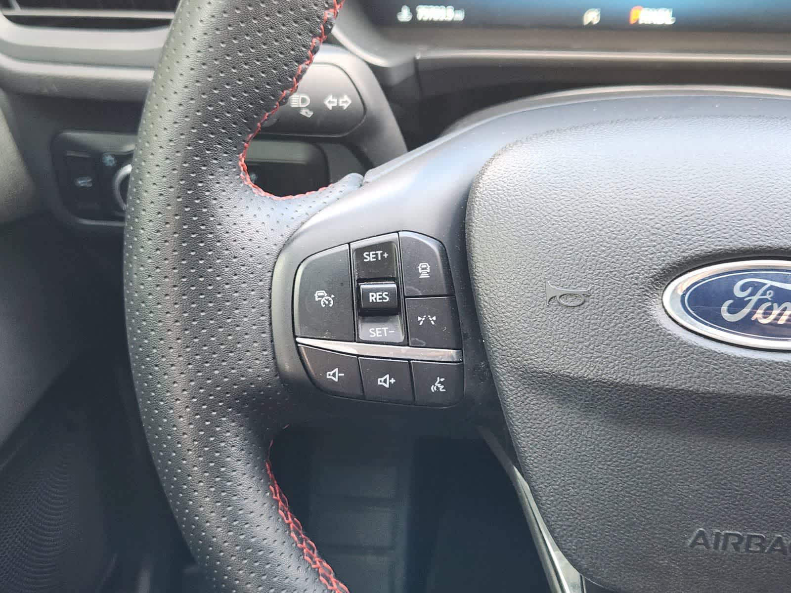 Thumbnail: 2023 Ford Escape - 27