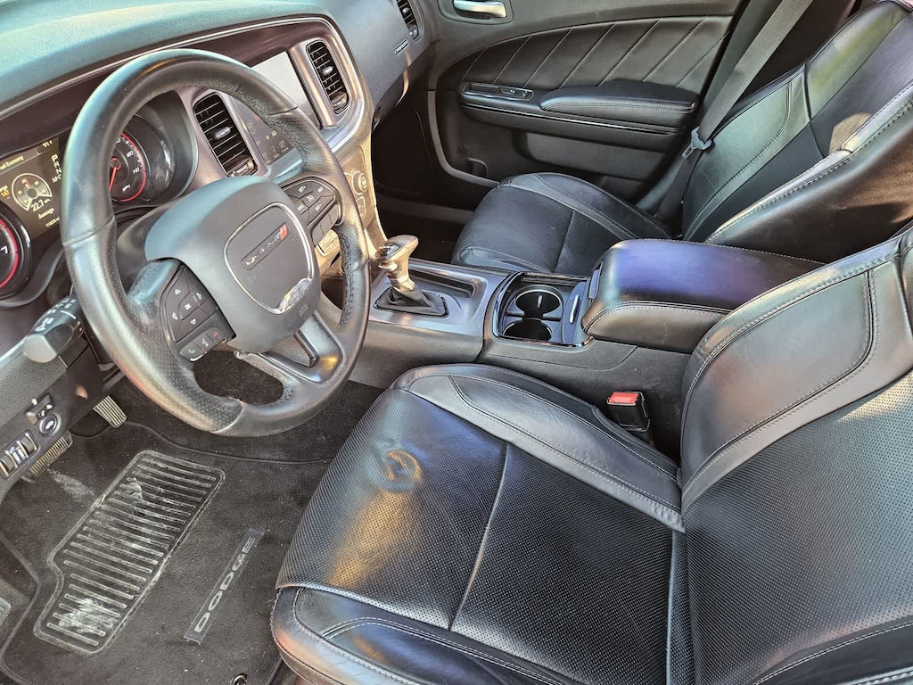 Used 2016 Dodge Charger SXT Sedan