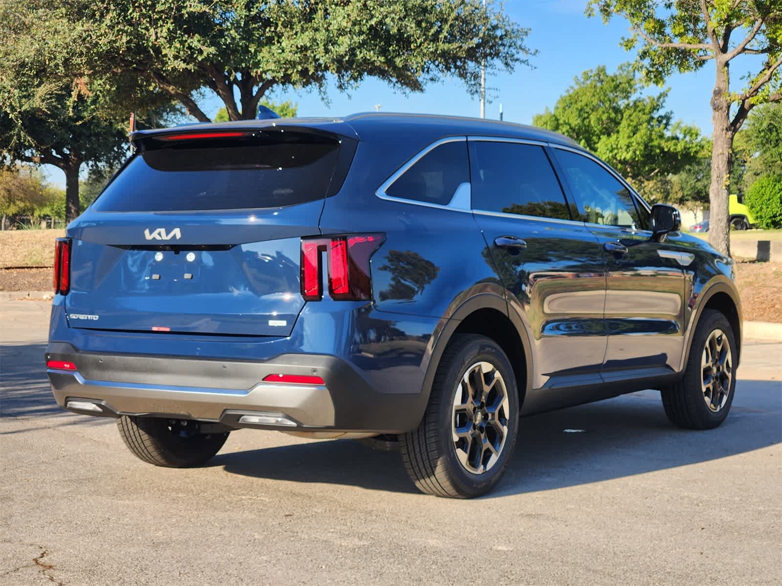 Thumbnail: 2026 Kia Sorento - 5