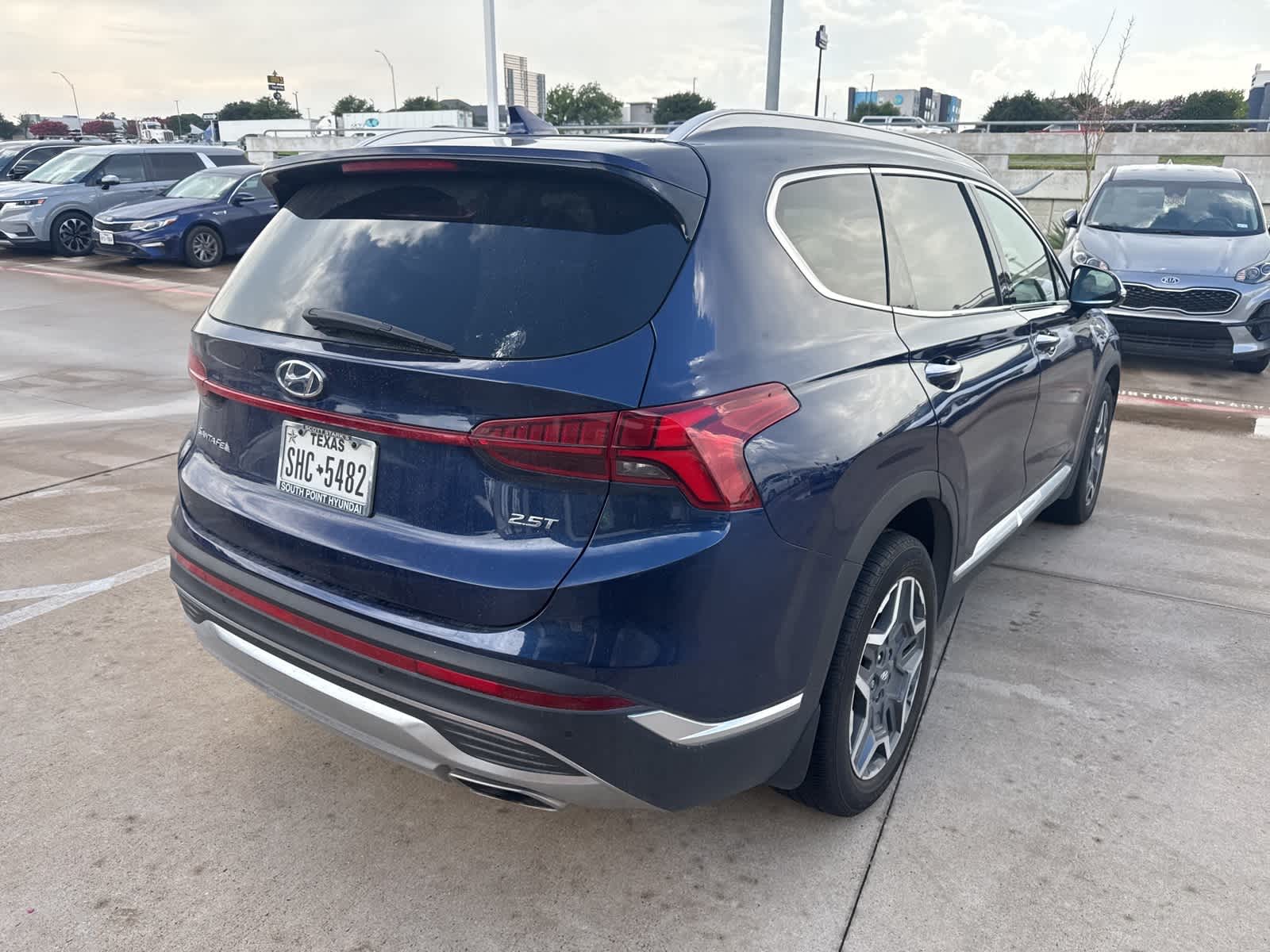 Thumbnail: 2022 Hyundai Santa Fe - 6