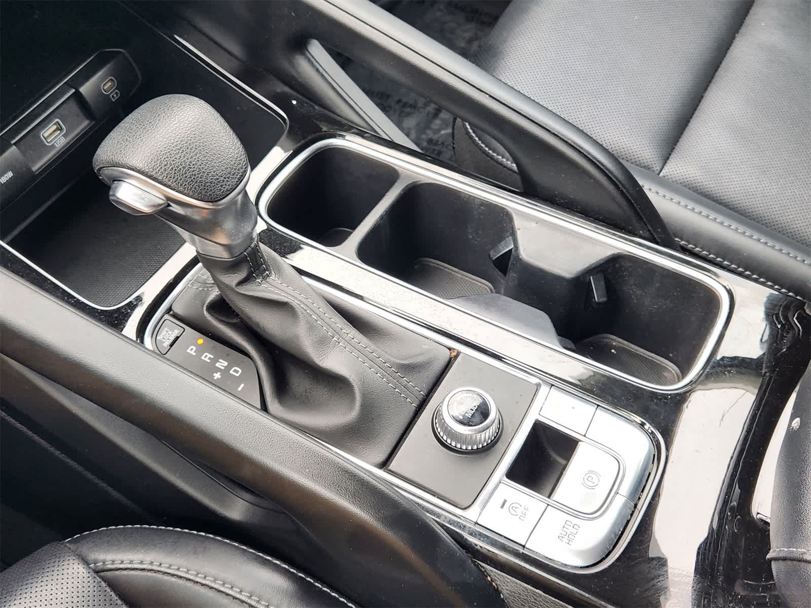 Thumbnail: 2023 Kia Telluride - 19