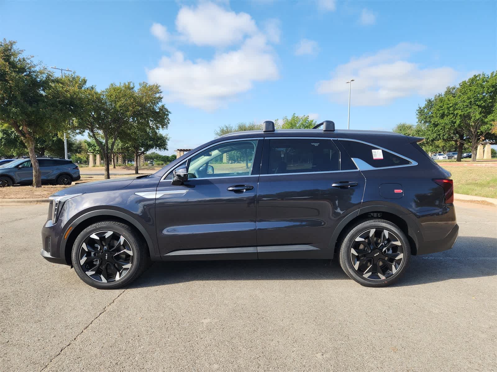 Thumbnail: 2026 Kia Sorento - 4