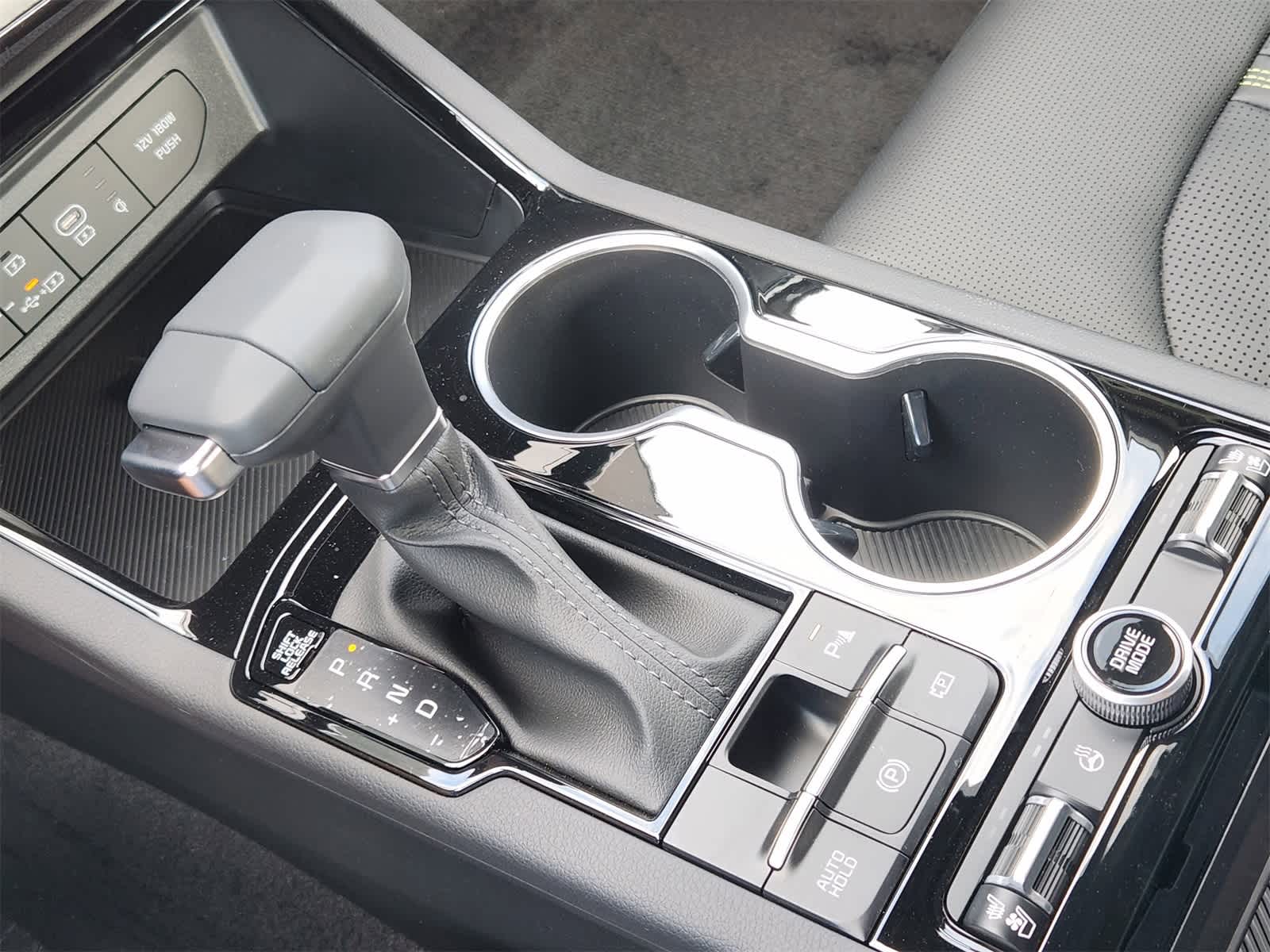 Thumbnail: 2026 Kia K5 - 17