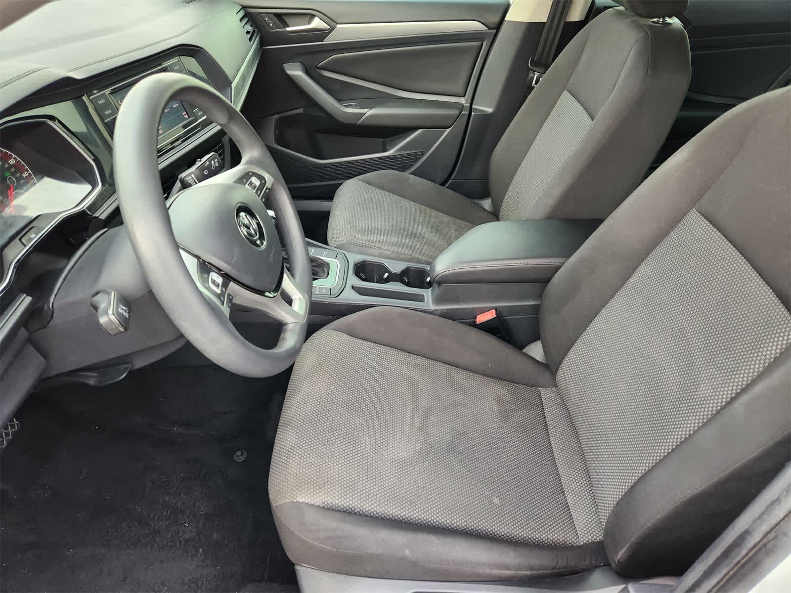 Thumbnail: 2019 Volkswagen Jetta - 12