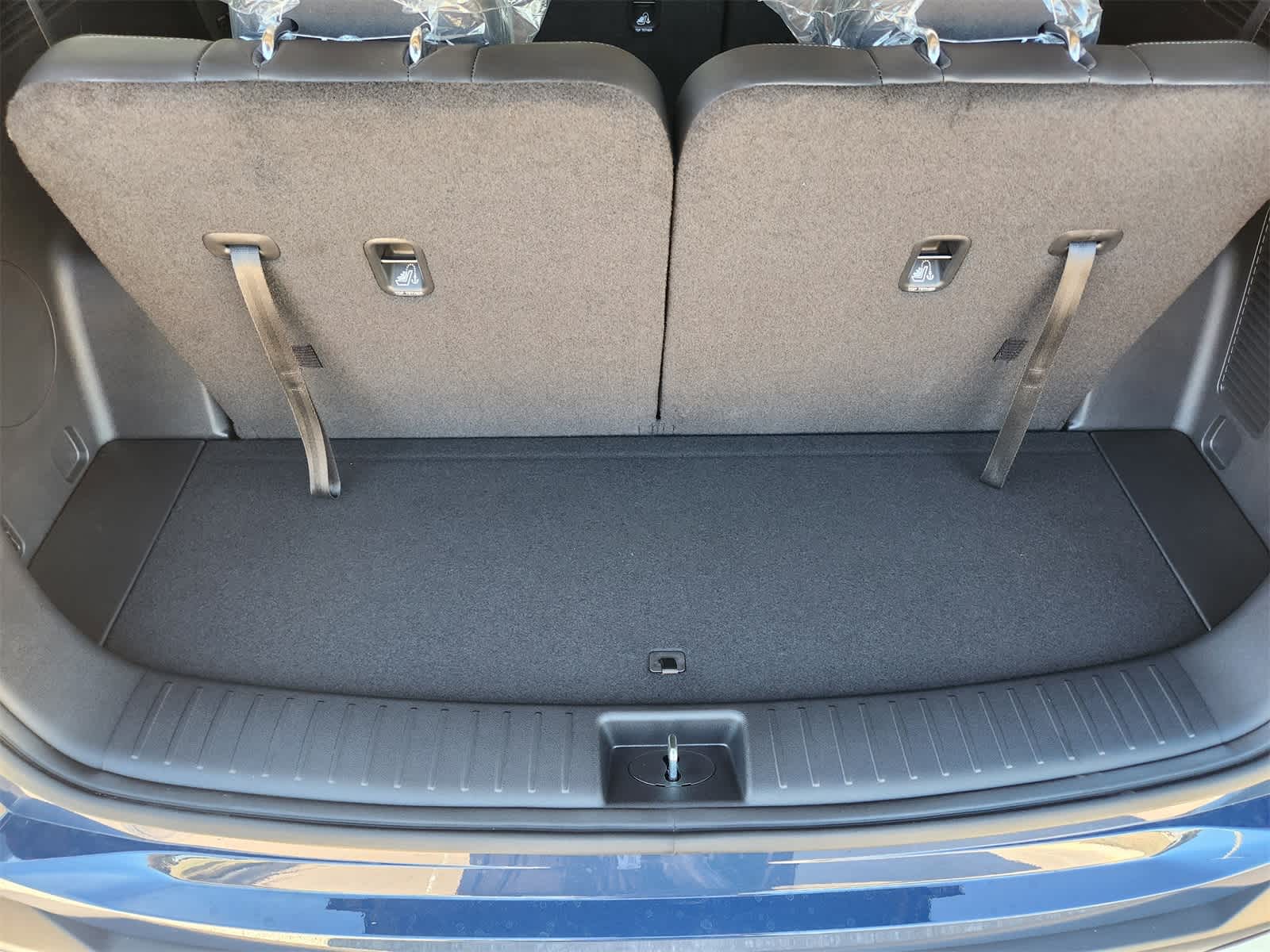 Thumbnail: 2026 Kia Sorento - 28