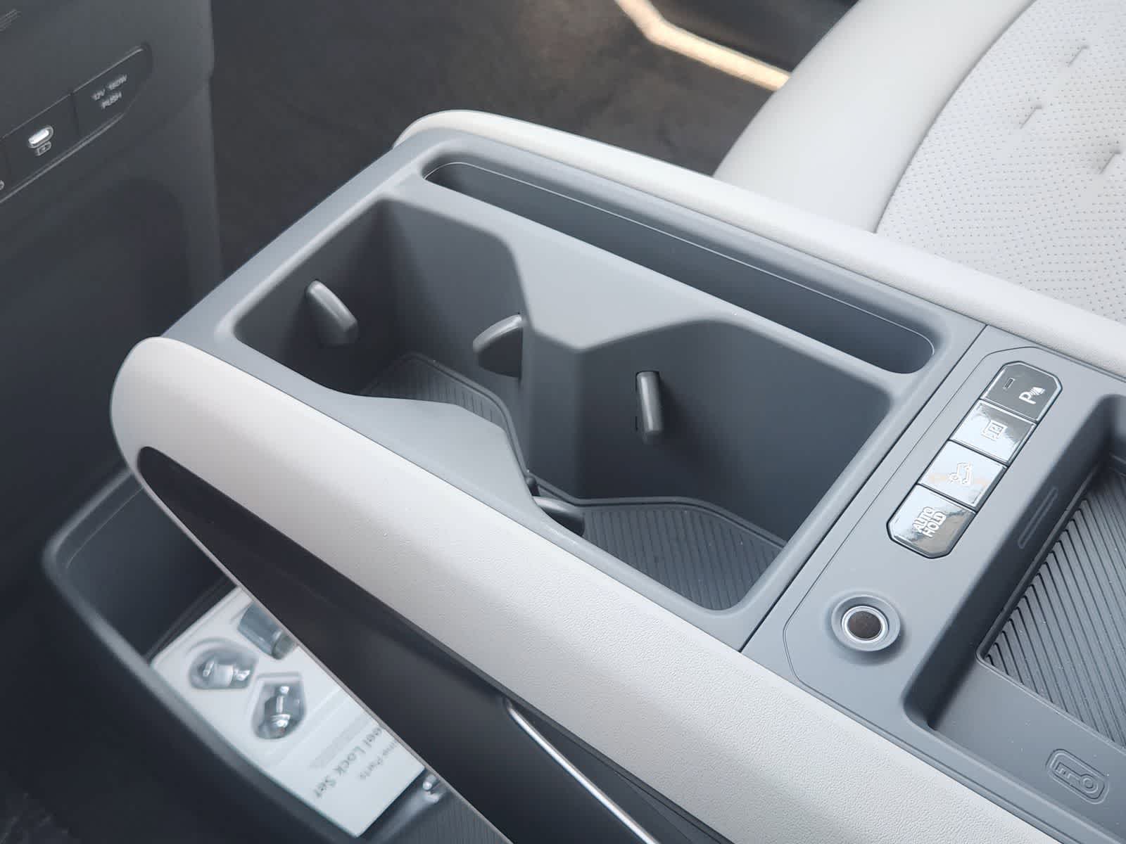 Thumbnail: 2026 Kia EV9 - 17