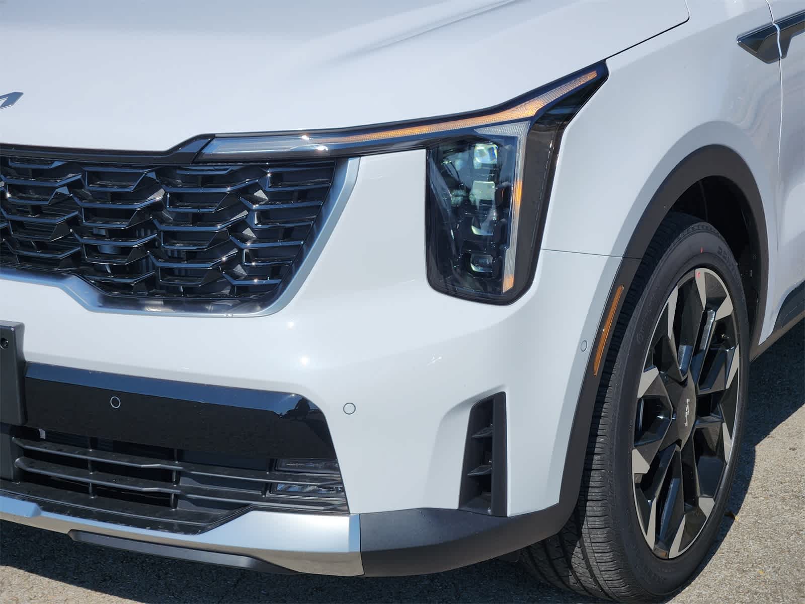 Thumbnail: 2025 Kia Sorento - 7